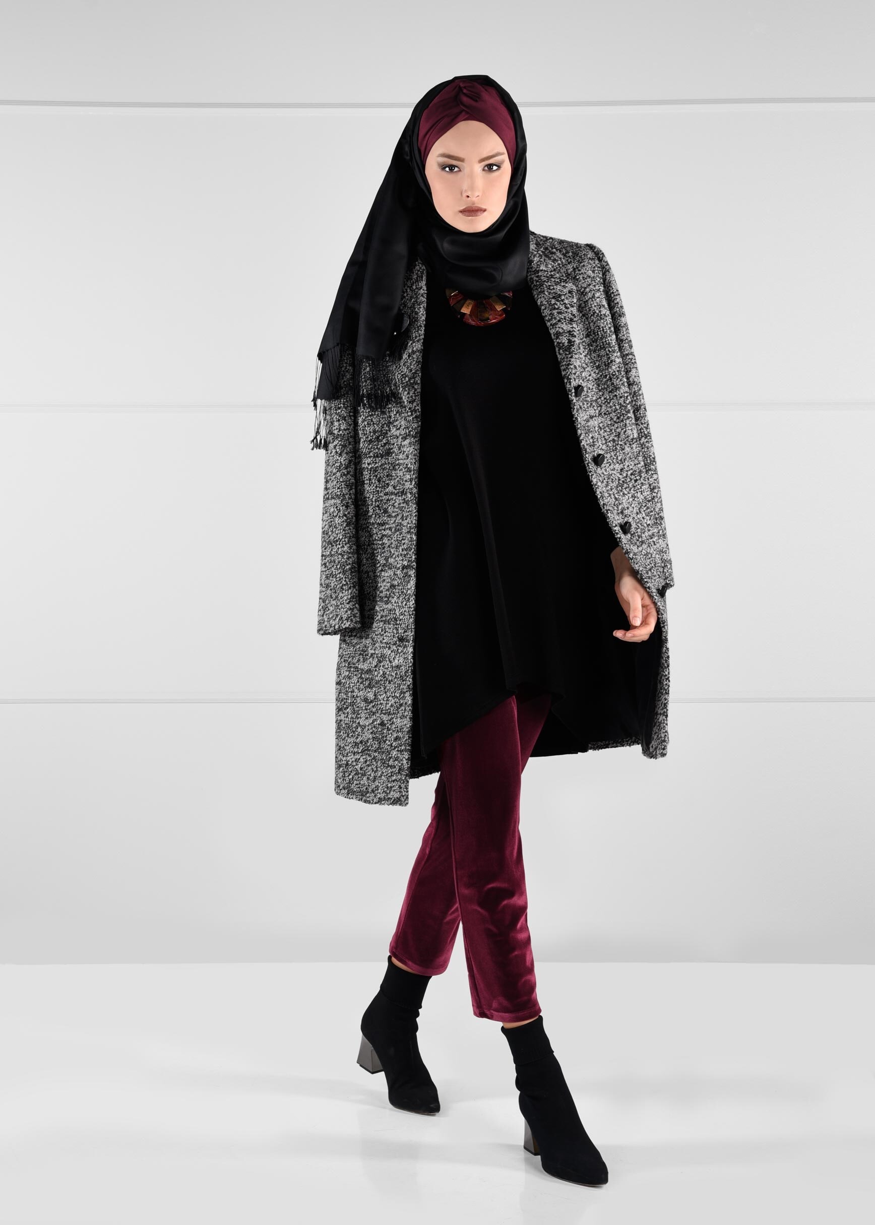 Tesettür giyim BORDO DÜZ KESİM CEPLİ KADİFE PANTOLON 7236