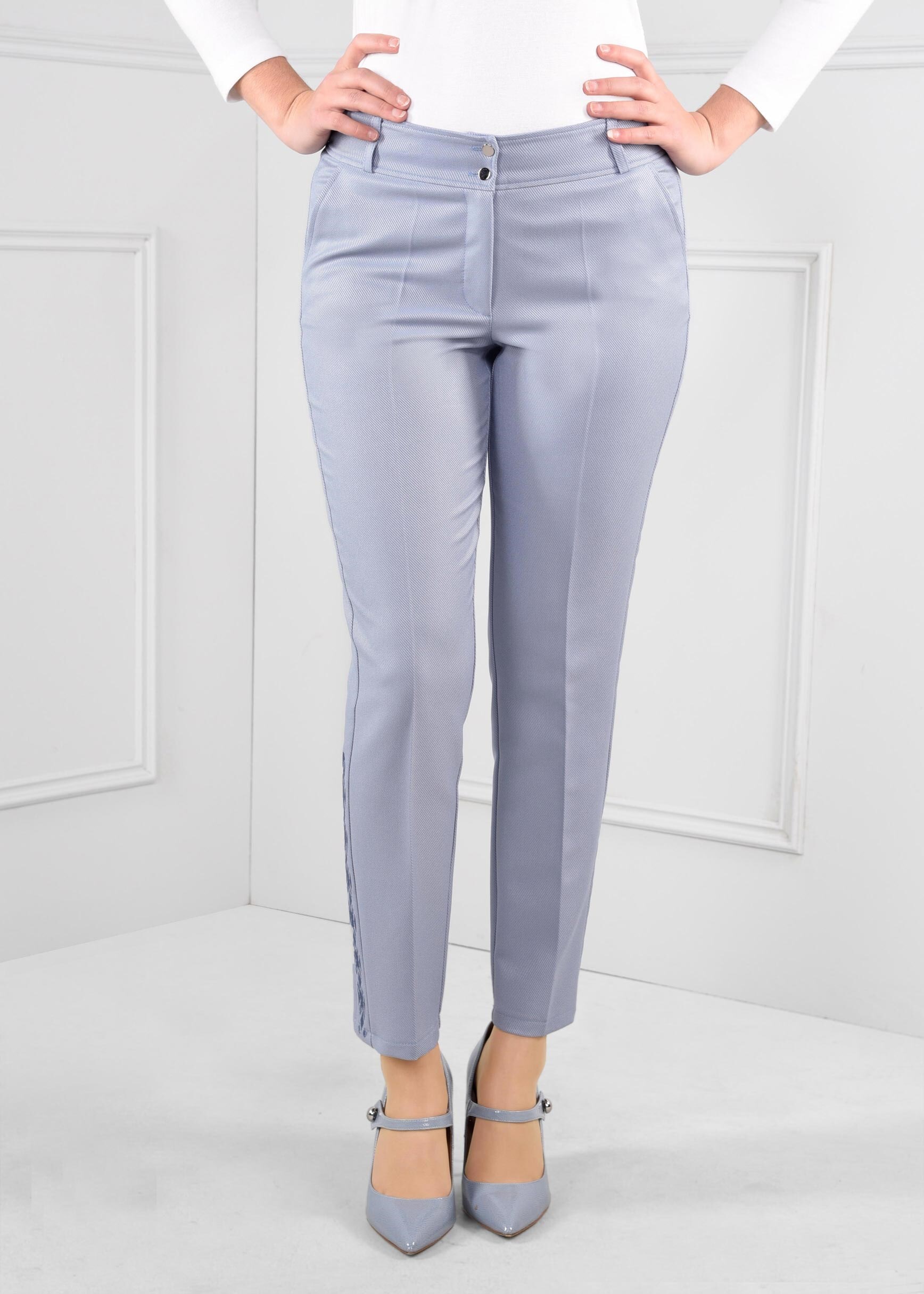 Tesettür giyim MAVİ NAKIŞ İŞLEMELİ CEPLİ ARA BEL PANTOLON 7237 