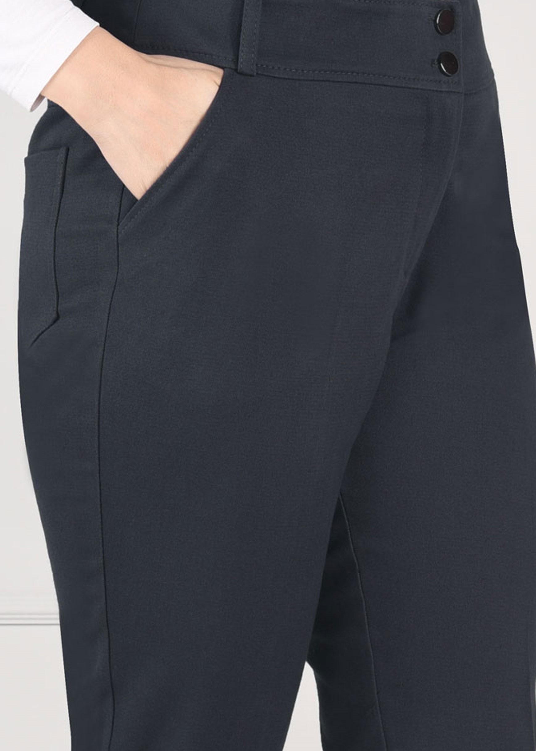 Tesettür giyim GRİ DÜĞMELİ CEPLİ PANTOLON 7254 