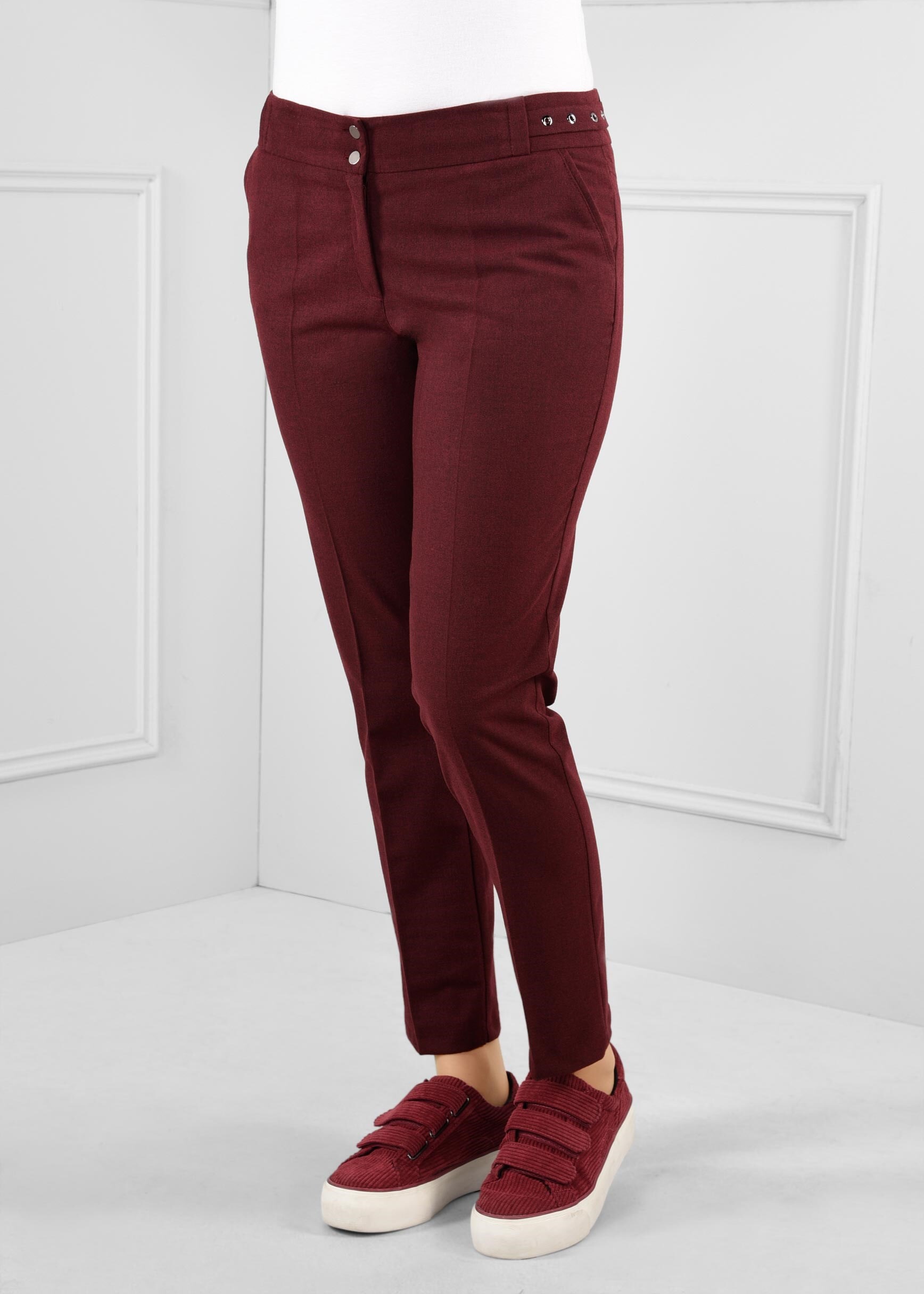 Tesettür giyim BORDO KEMERİ KUŞ GÖZÜ DETAYLI ARA BEL BORU PAÇA PANTOLON 7260 