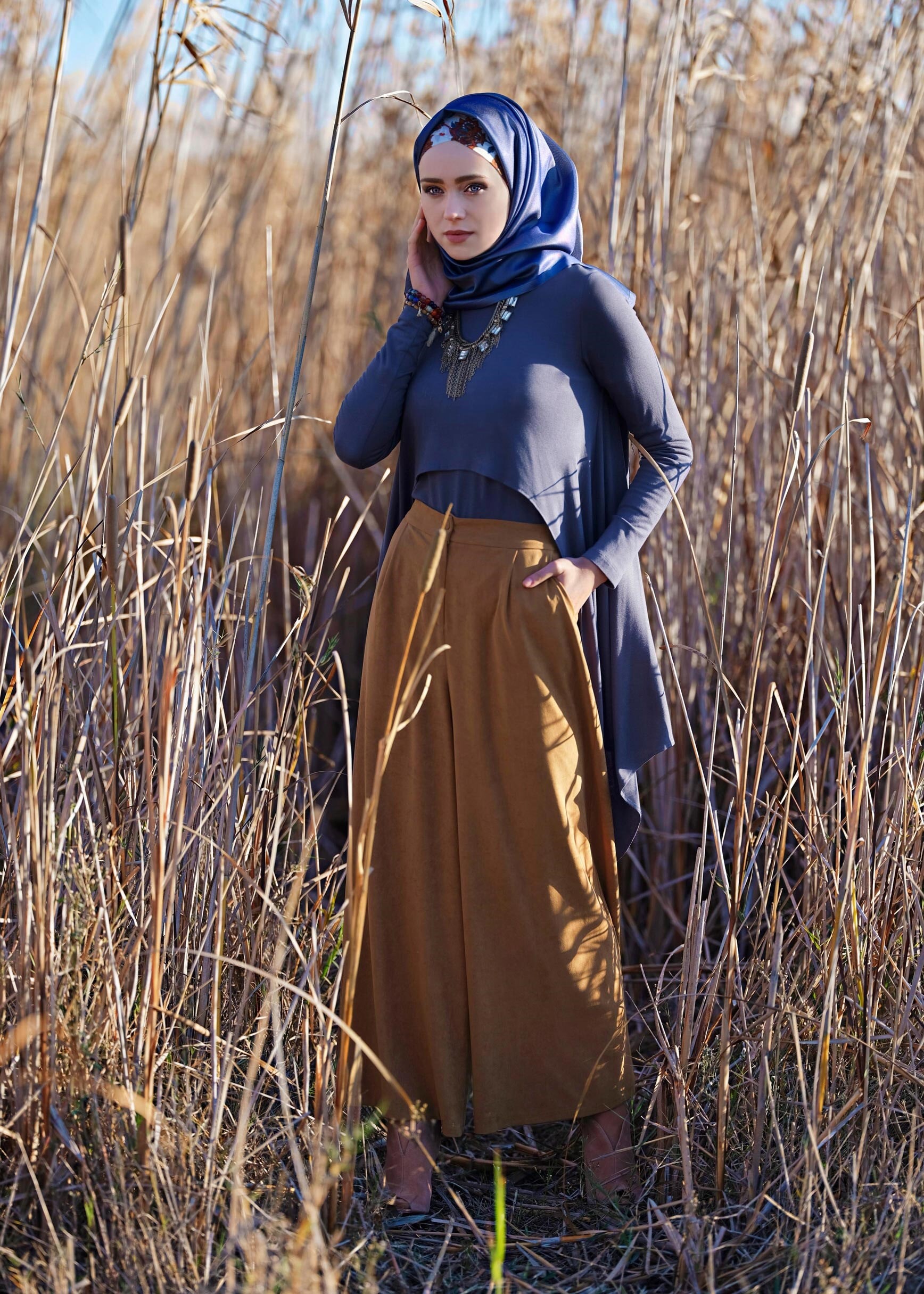 Tesettür giyim BEJ GENİŞ KESİM SÜET PANTOLON 7269