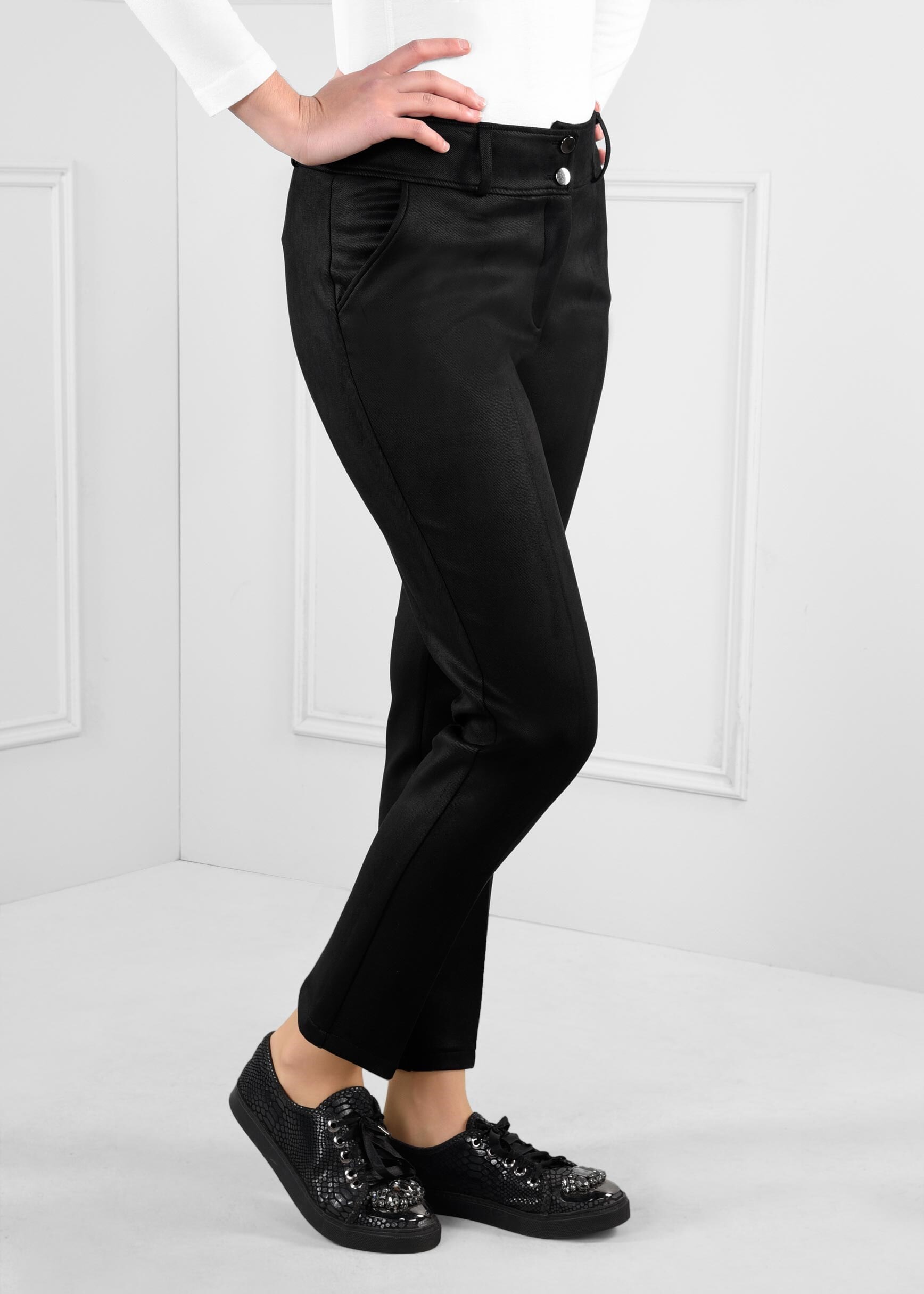 Tesettür giyim SİYAH DÜĞMELİ DAR PAÇA GABARDİN PANTOLON 7271 