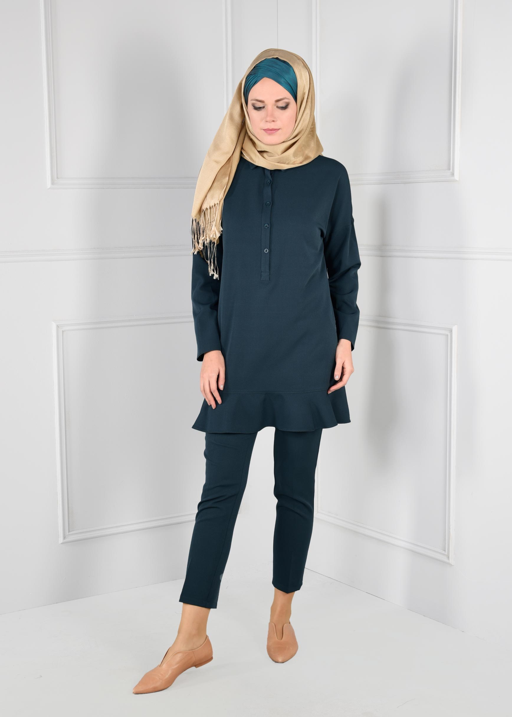 Tesettür giyim YEŞİL BELİ LASTİKLİ DÜĞMELİ KUMAŞ PANTOLON 7280