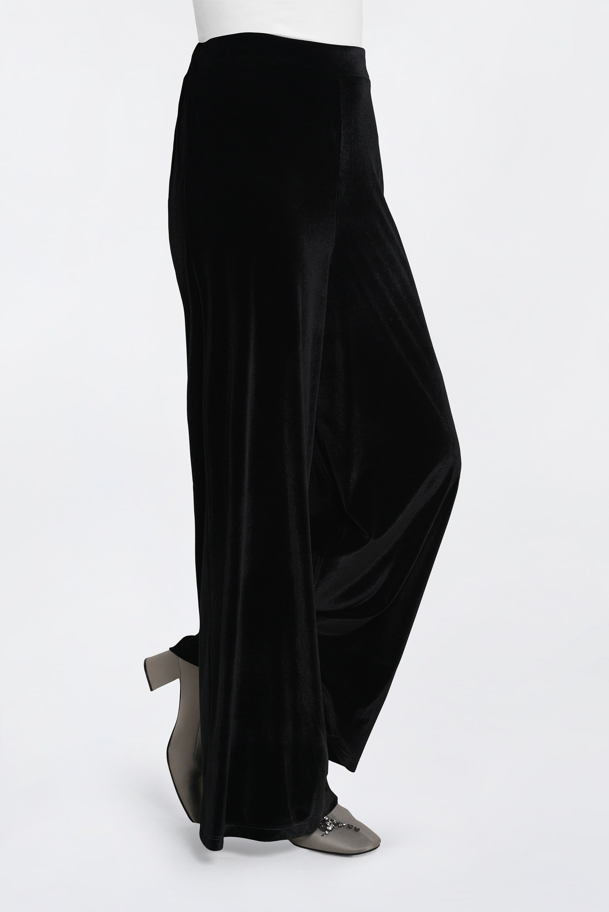 Tesettür giyim SİYAH KADİFE BOL KESİM PANTOLON 7401 