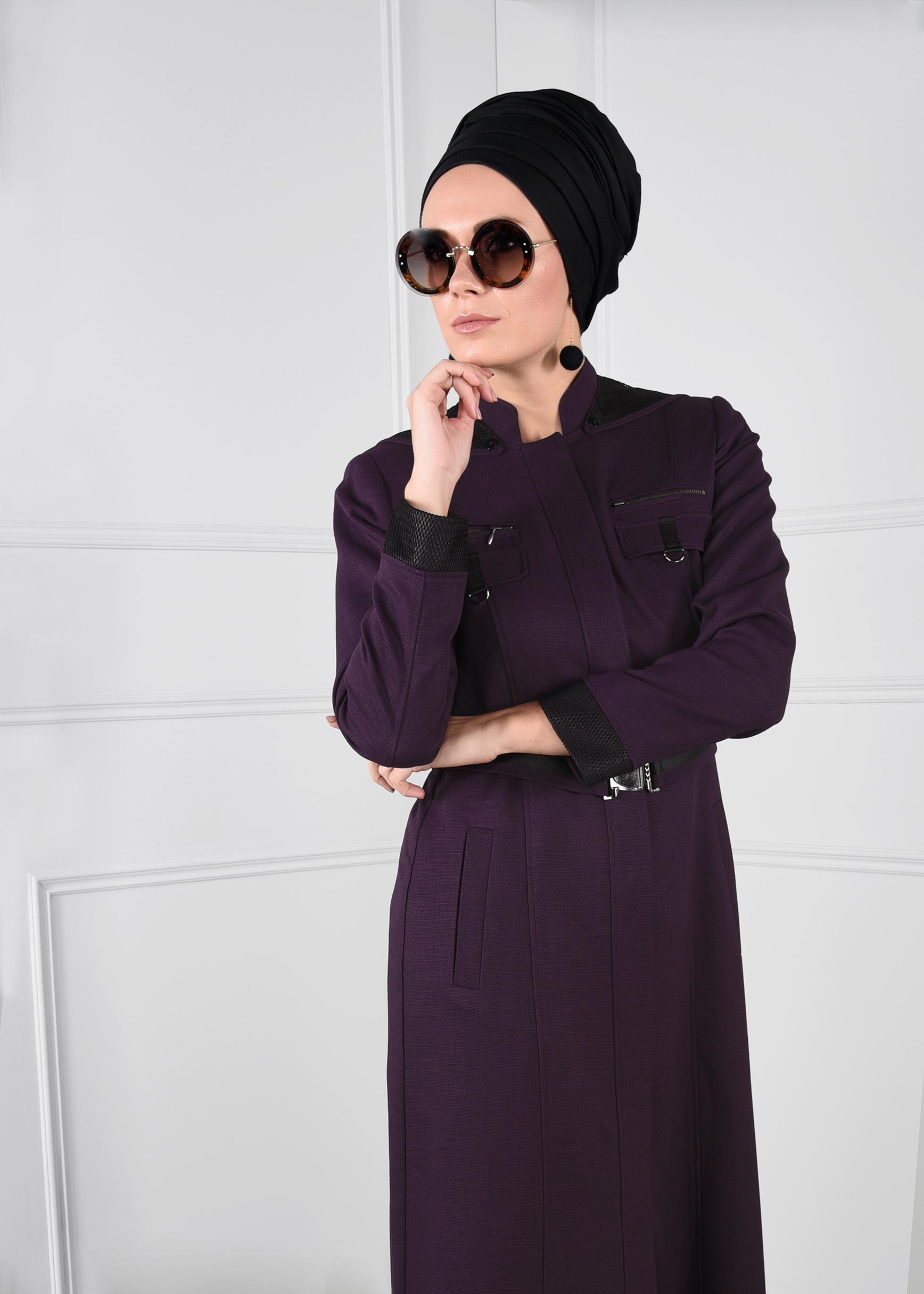 Tesettür giyim MOR KEMERLİ HAKİM YAKA KAPÜŞONLU PARDESÜ 1130