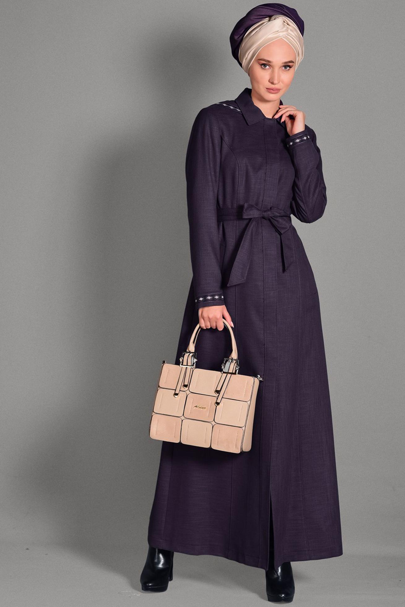 Tesettür giyim MOR KUŞAKLI KAPÜŞONLU PARDESÜ 1131