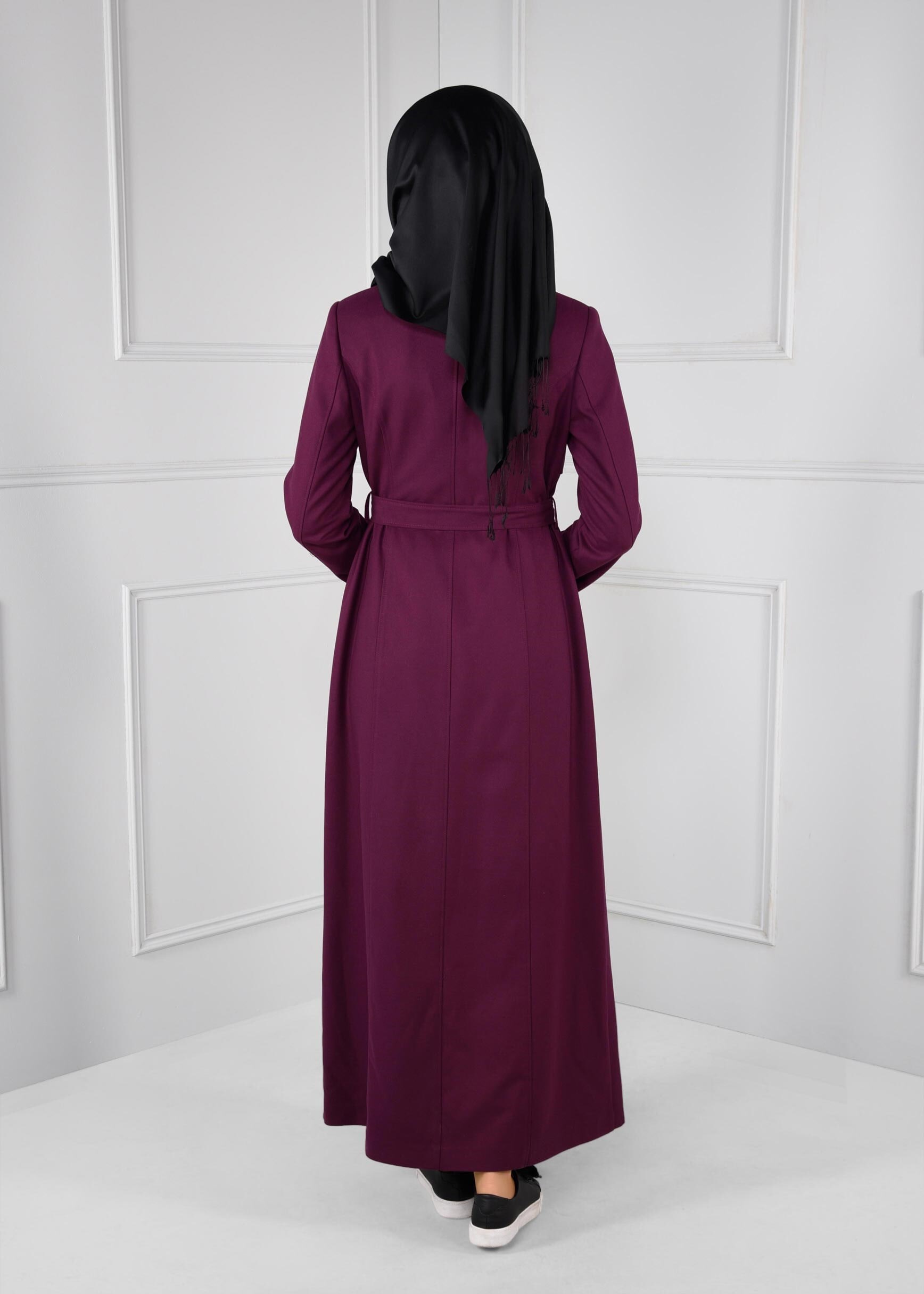 Tesettür giyim MÜRDÜM KUŞAKLI HAKİM YAKA NAKIŞLI PARDESÜ 1134