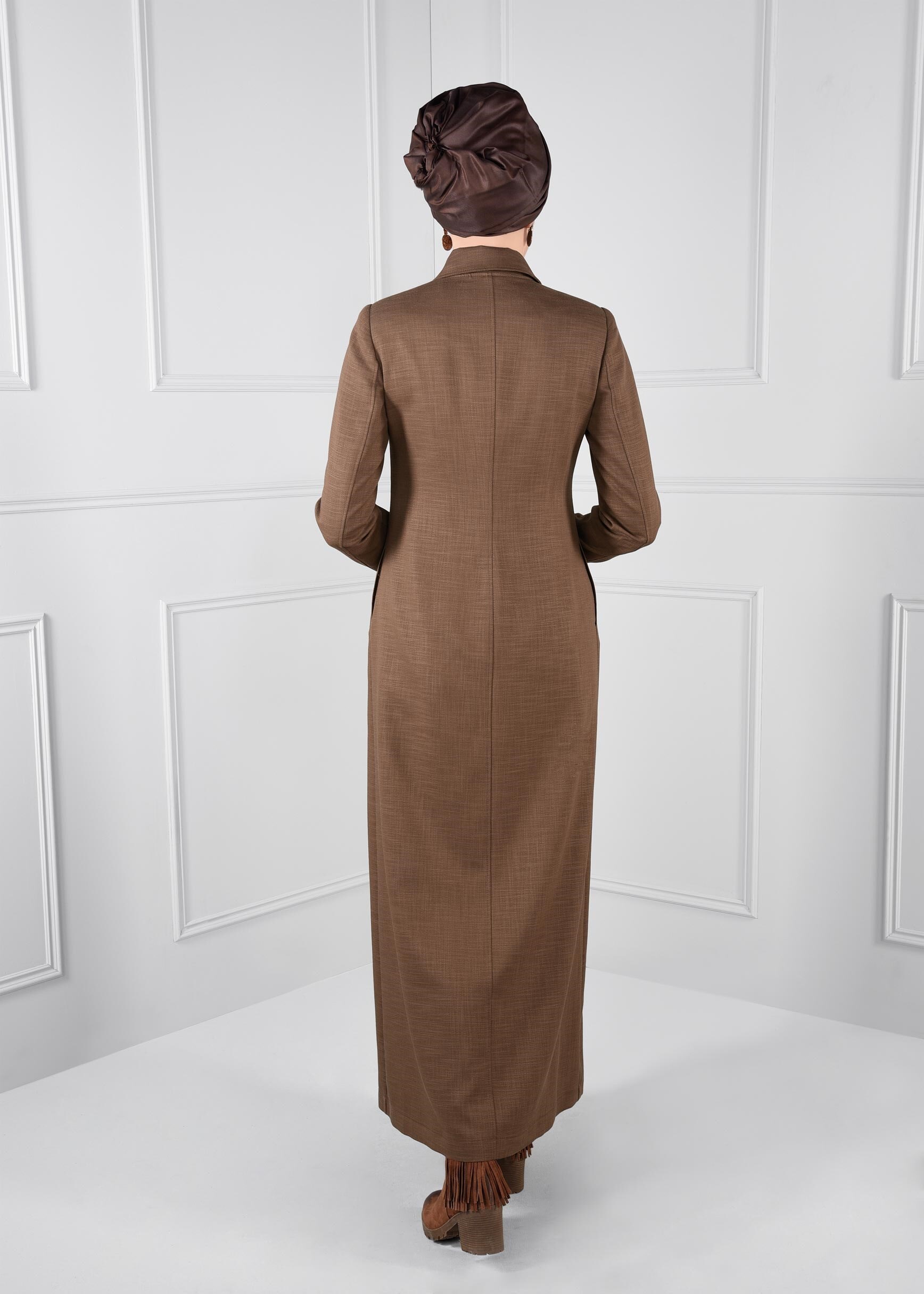 Tesettür giyim VİZON DANTEL DETAYLI CEPLİ FERMUARLI PARDESÜ 1137