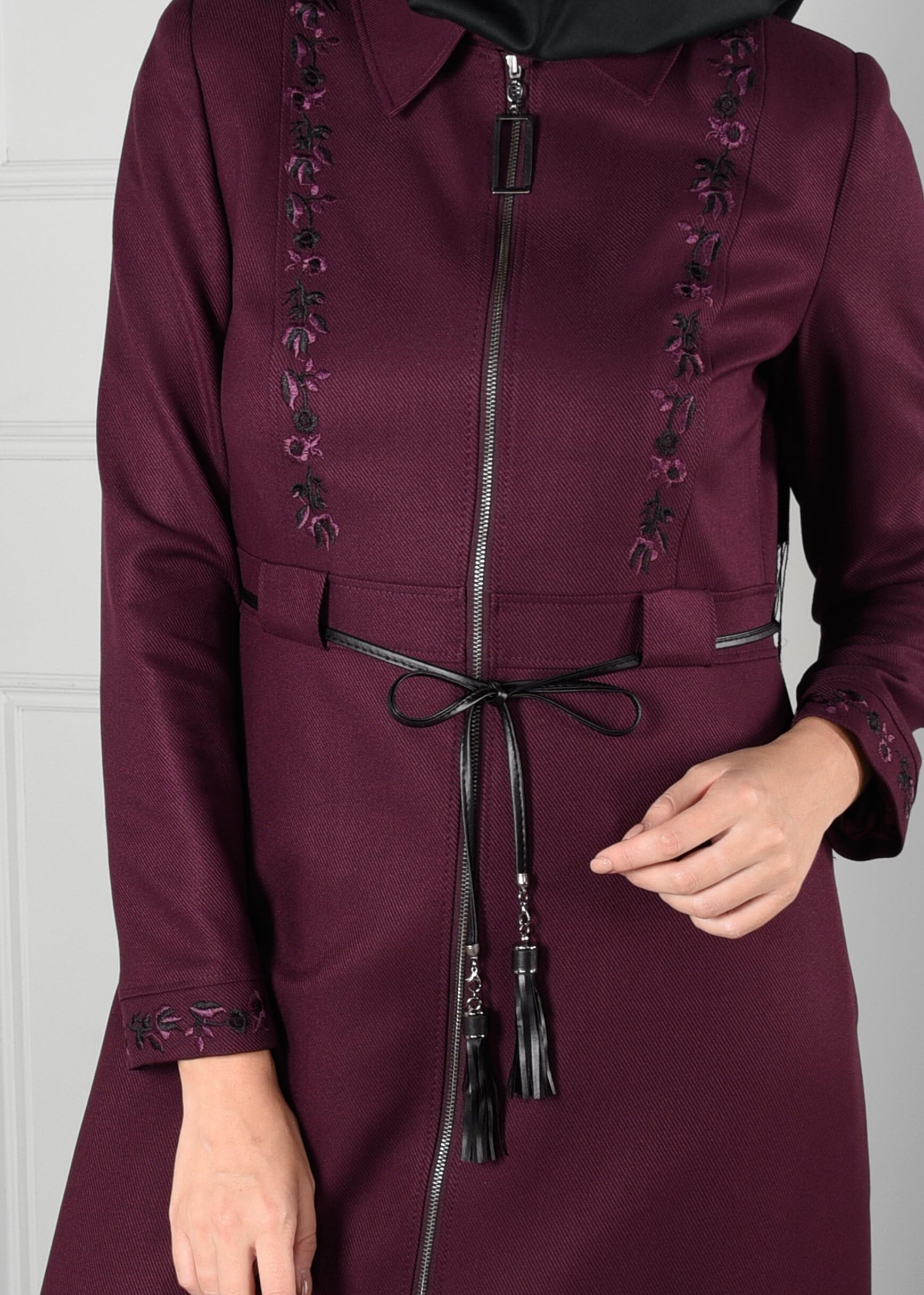 Tesettür giyim MÜRDÜM BAĞCIKLI NAKIŞLI PARDESÜ 1140