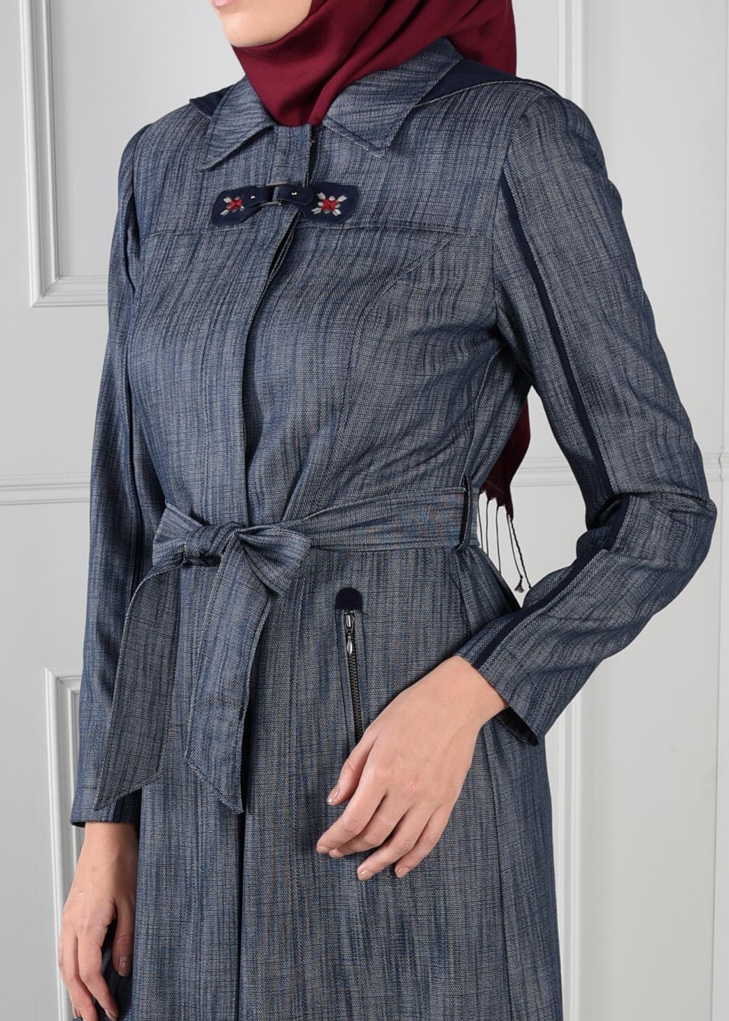 Tesettür giyim LACİVERT KUŞAKLI KAPÜŞONLU PARDESÜ 1146