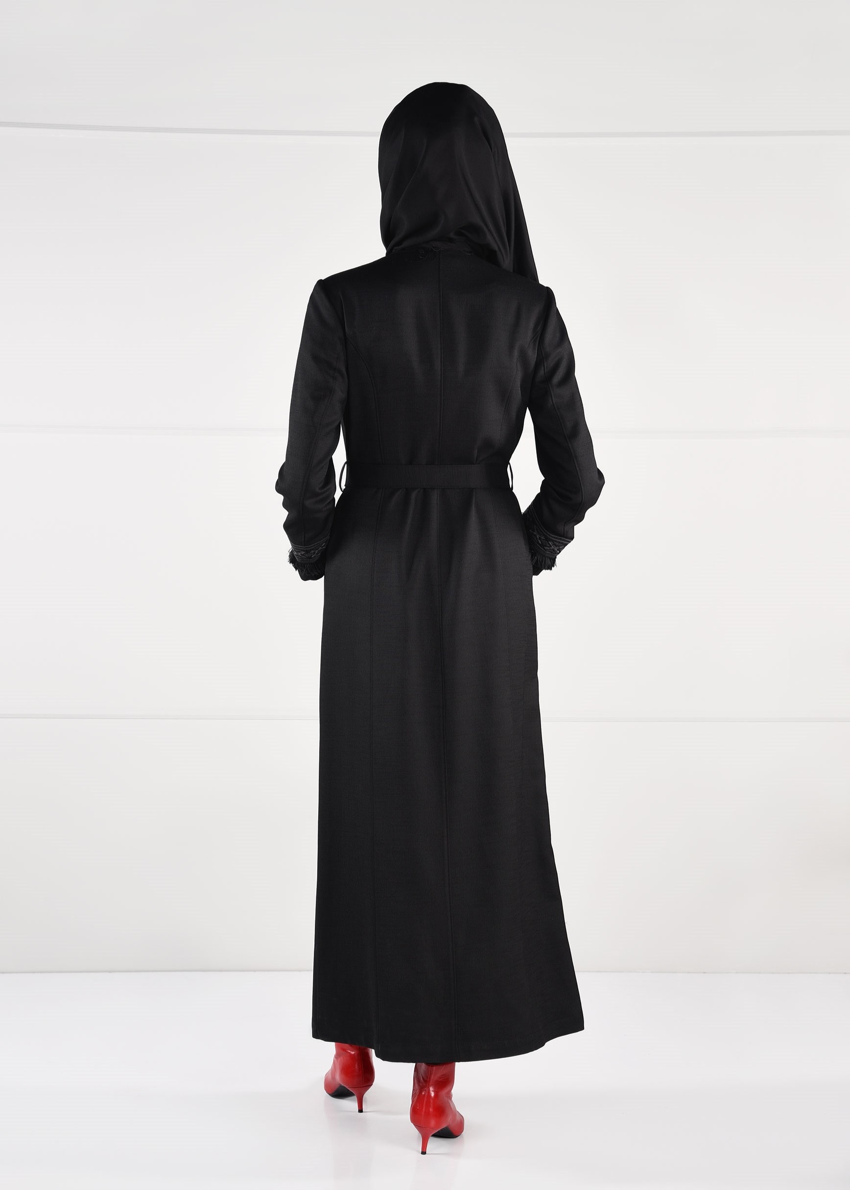 Tesettür giyim SİYAH PÜSKÜLLÜ NAKIŞLI PARDESÜ 1156 