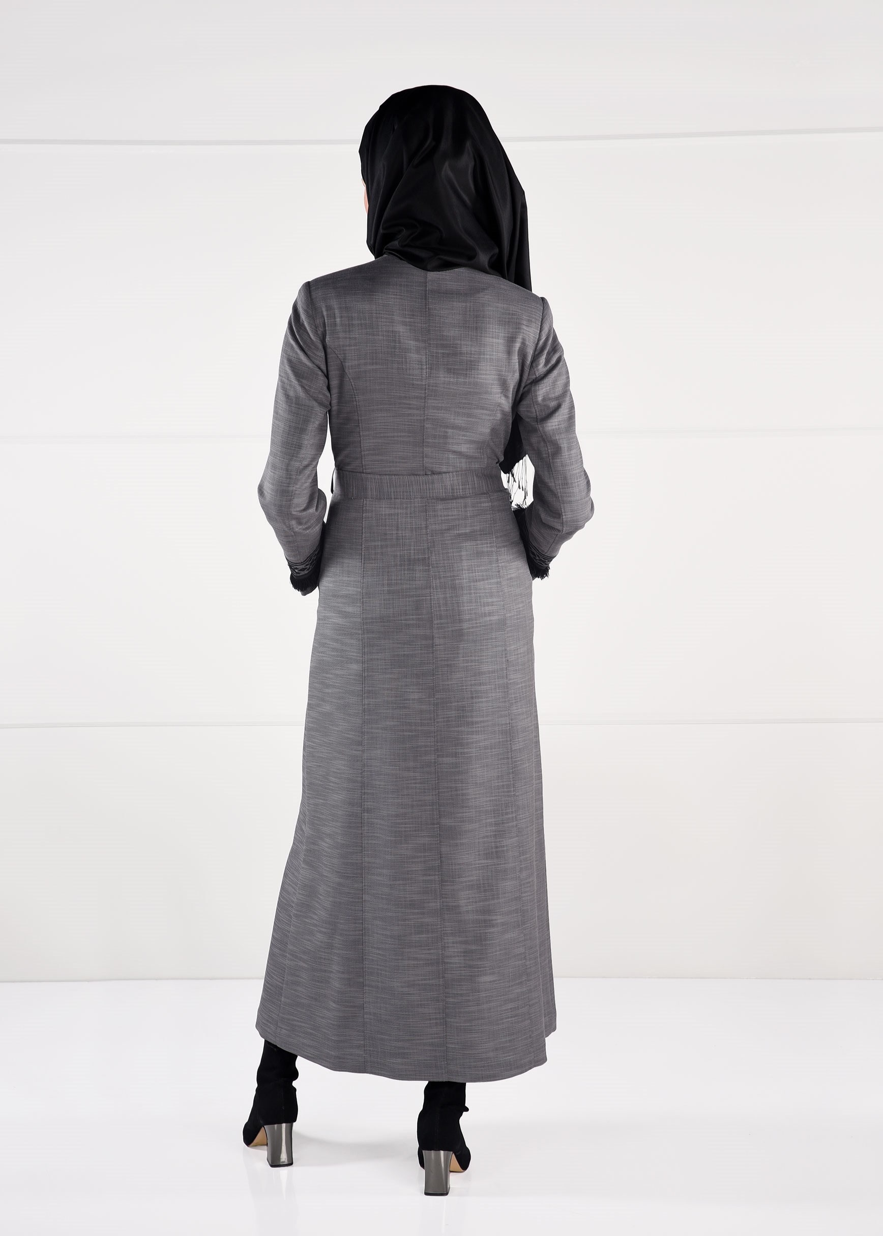 Tesettür giyim GRİ PÜSKÜLLÜ NAKIŞLI PARDESÜ 1156 