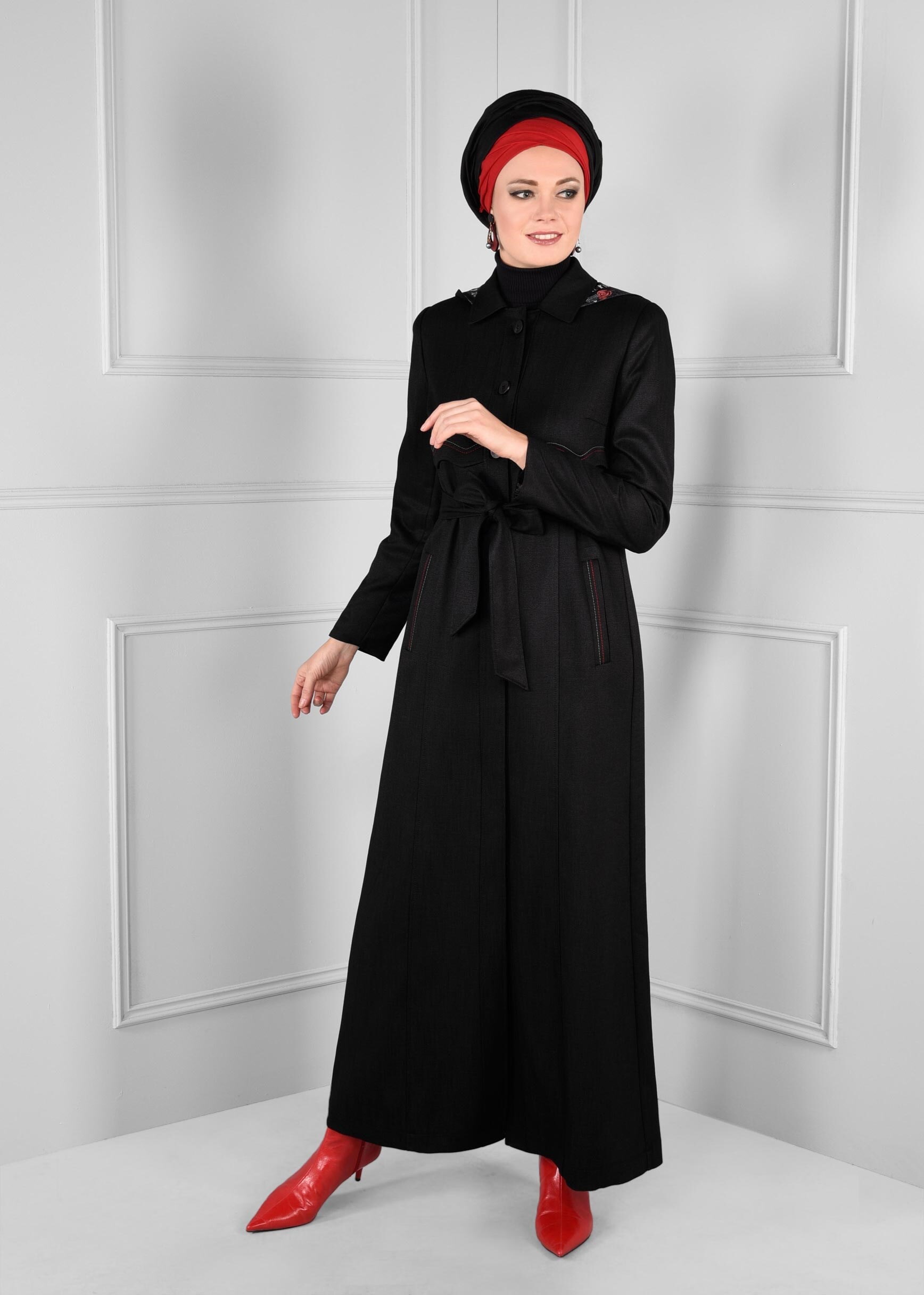 Tesettür giyim SİYAH KAPÜŞONLU PARDESÜ 1162