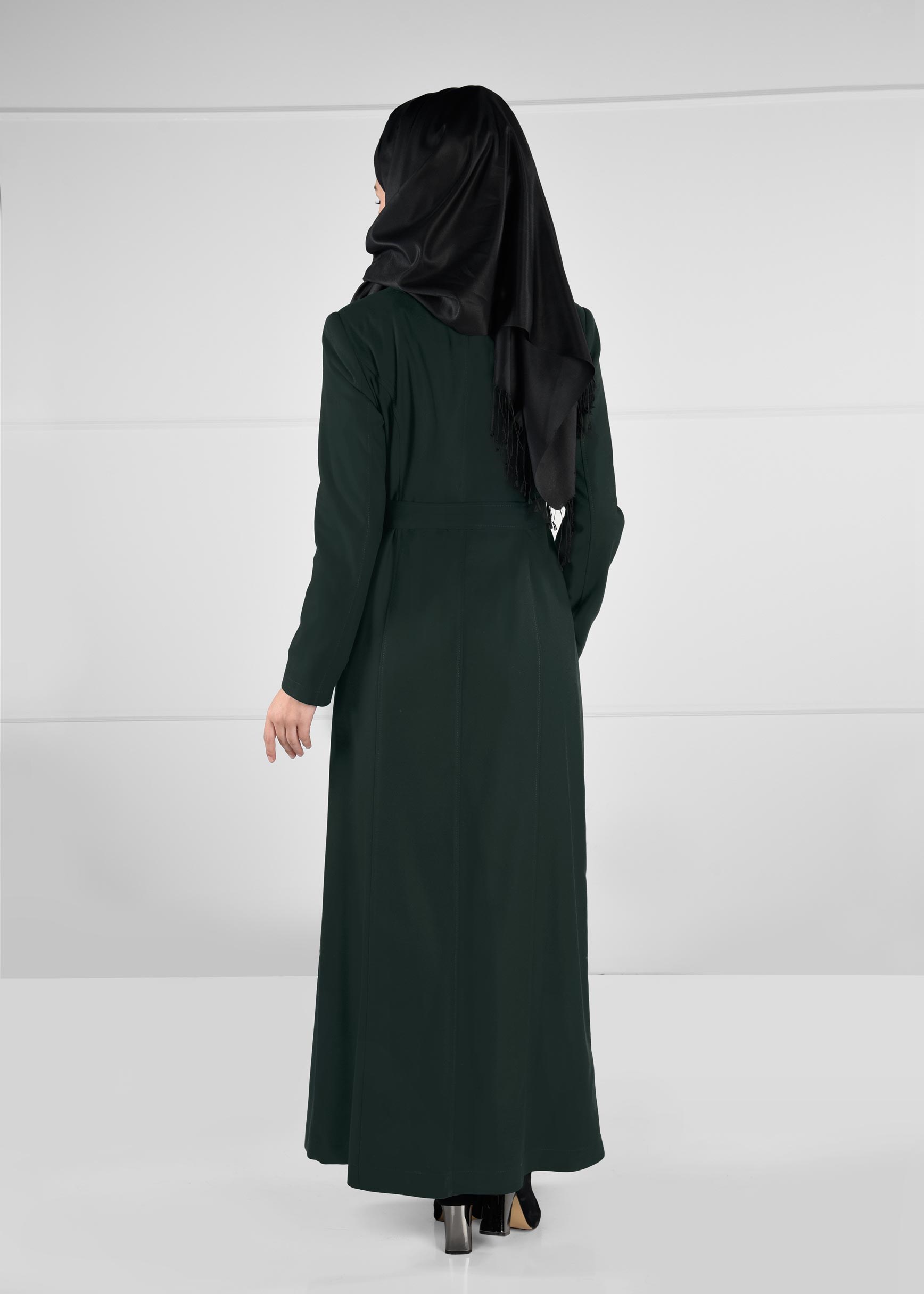 Tesettür giyim YEŞİL KUŞ GÖZÜ DETAYLI BROŞLU PARDESÜ 1163