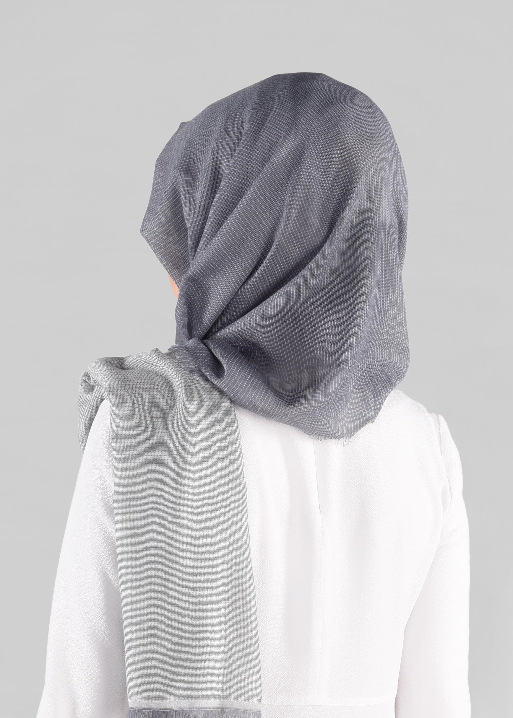 Tesettür giyim GÜMÜŞ 9883 ALVİNA PAMUKLU SAÇAKLI ŞAL