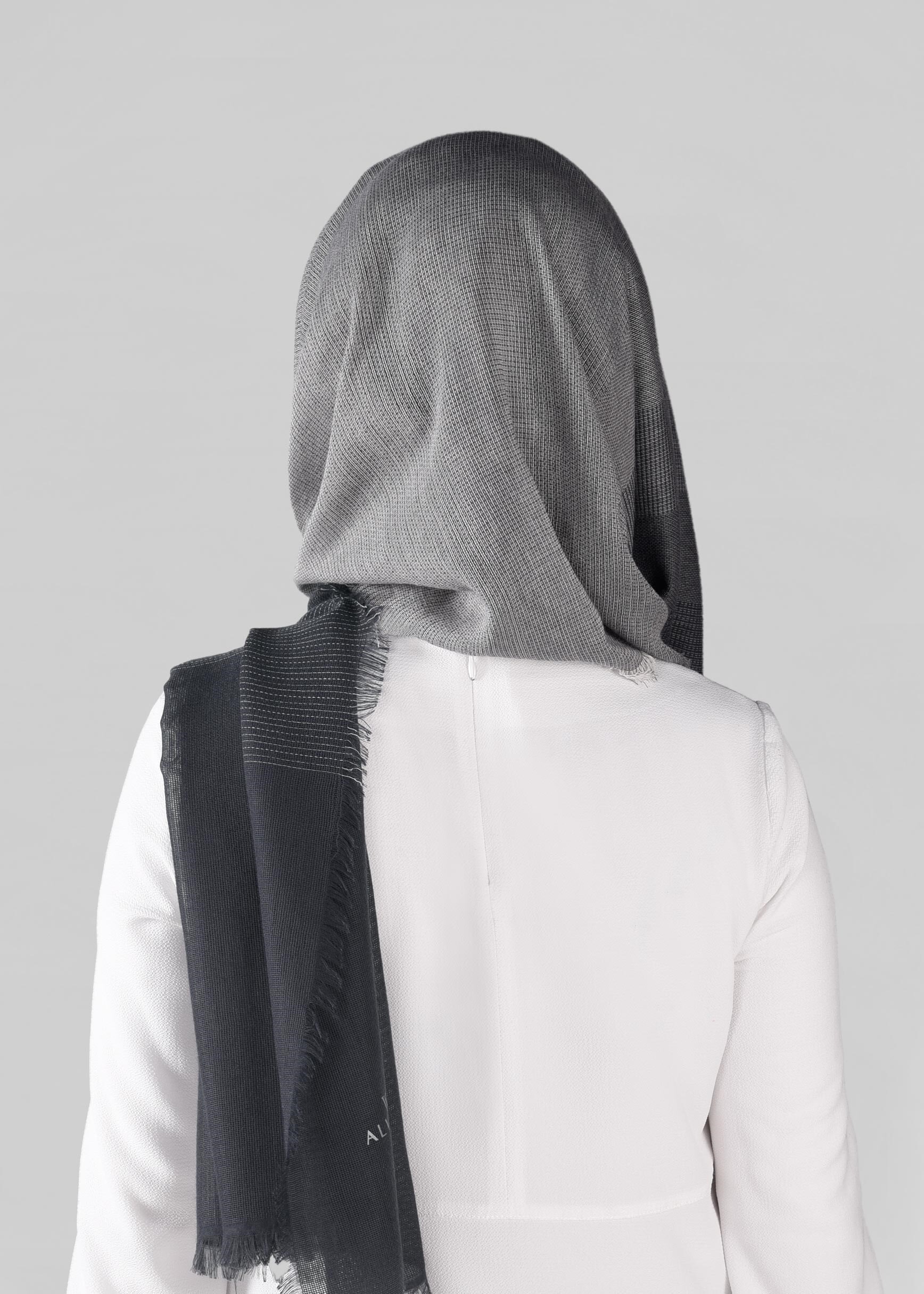 Tesettür giyim GRİ 9883 ALVİNA PAMUKLU SAÇAKLI ŞAL