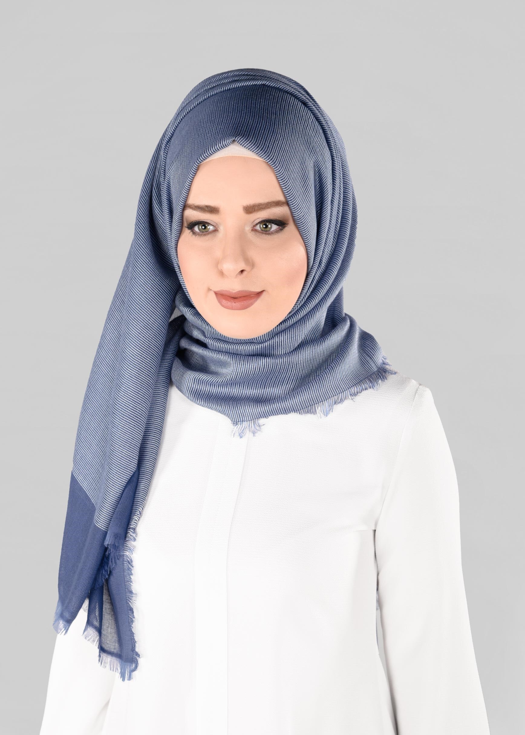 Tesettür giyim LACİVERT 9884 ALVİNA KESİK SAÇAKLI ŞAL