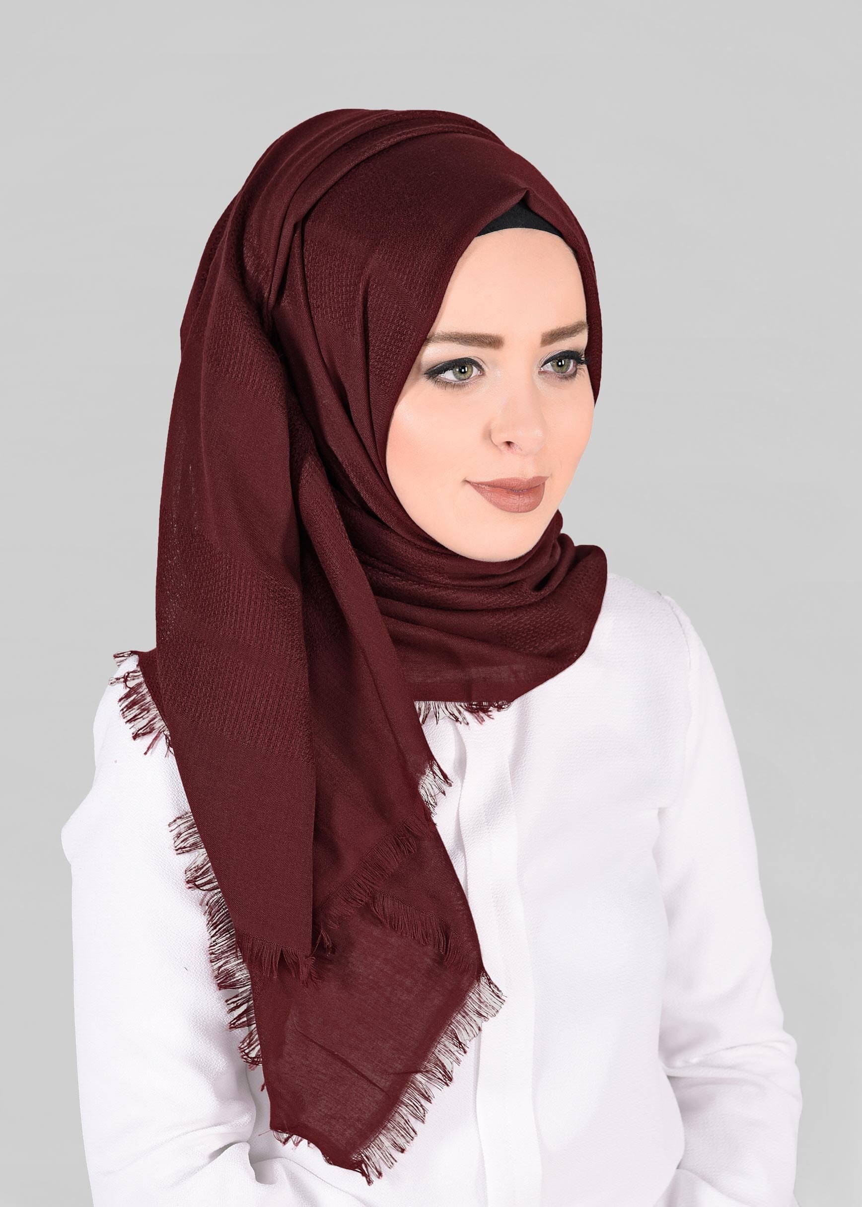 Tesettür giyim BORDO ALVİNA ARAFİLELİ ŞAL 9893 