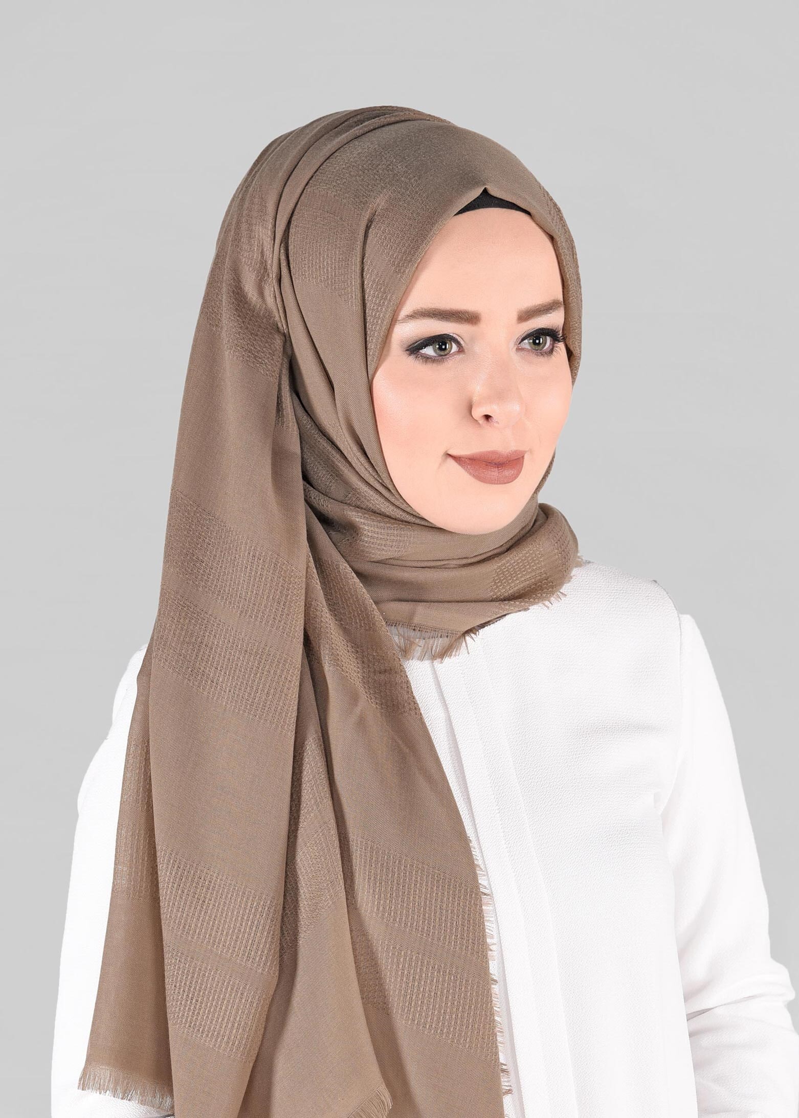 Tesettür giyim VİZON ALVİNA ARAFİLELİ ŞAL 9893 