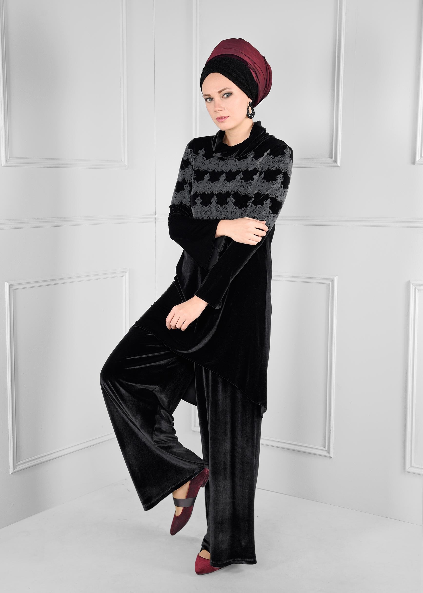 Tesettür giyim SİYAH ŞAL YAKA GENİŞ KESİM 2Lİ PANTOLONLU TAKIM 4669 