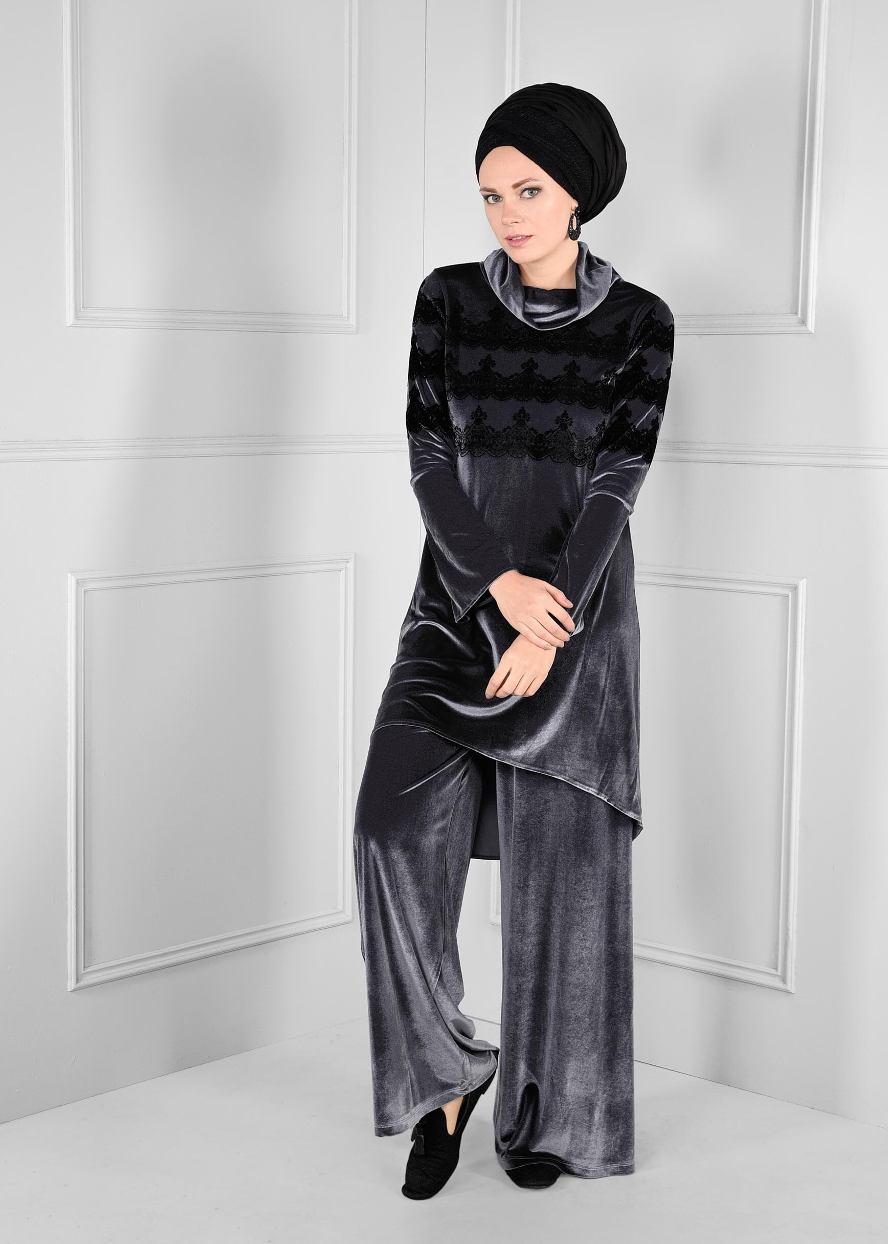 Tesettür giyim GRİ ŞAL YAKA GENİŞ KESİM 2Lİ PANTOLONLU TAKIM 4669 