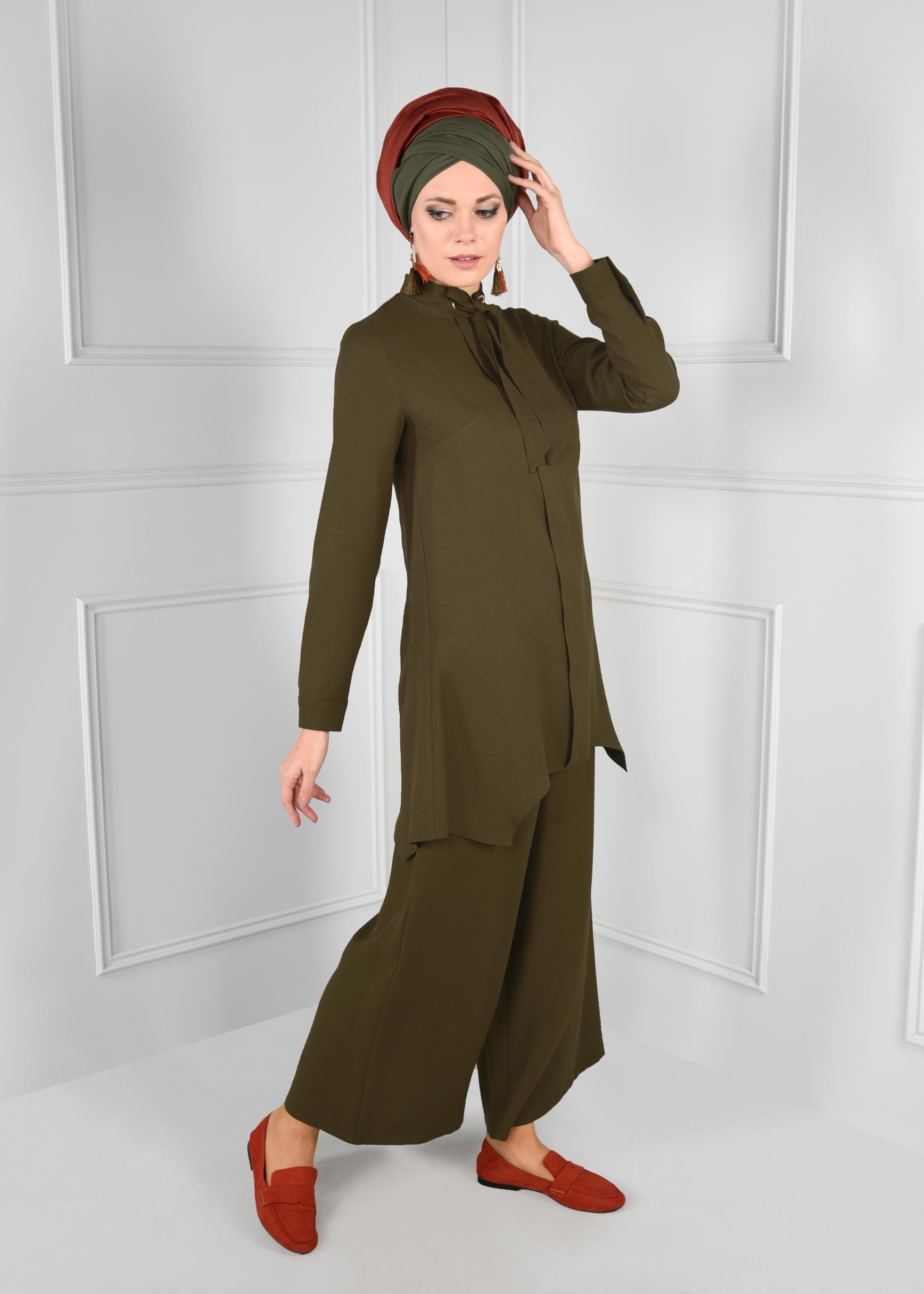 Tesettür giyim HAKİ ASİMETRİK KESİM 2&prime;Lİ PANTOLONLU TAKIM 4807