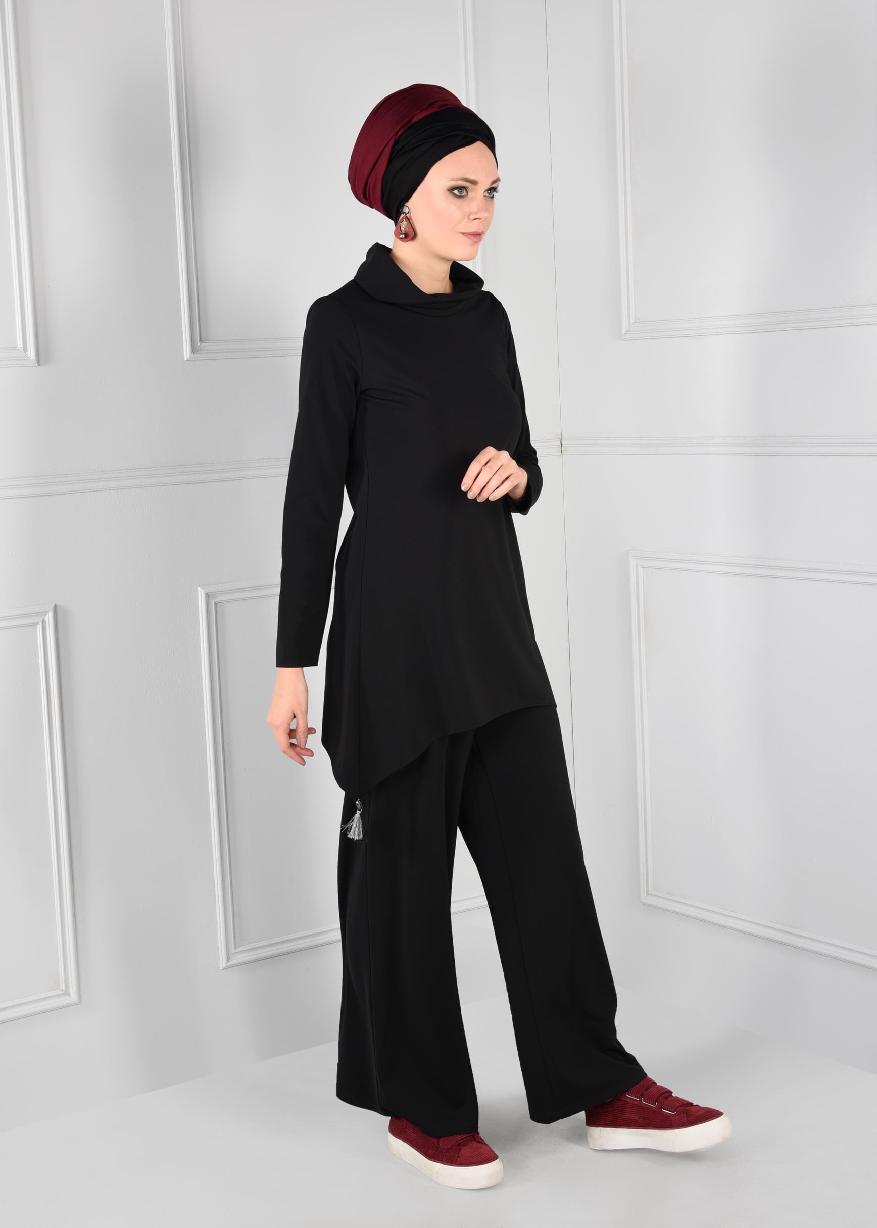 Tesettür giyim SİYAH PÜSKÜL DETAYLI ŞAL YAKA ASİMETRİK KESİM 2Lİ PANTOLON TAKIM 4812