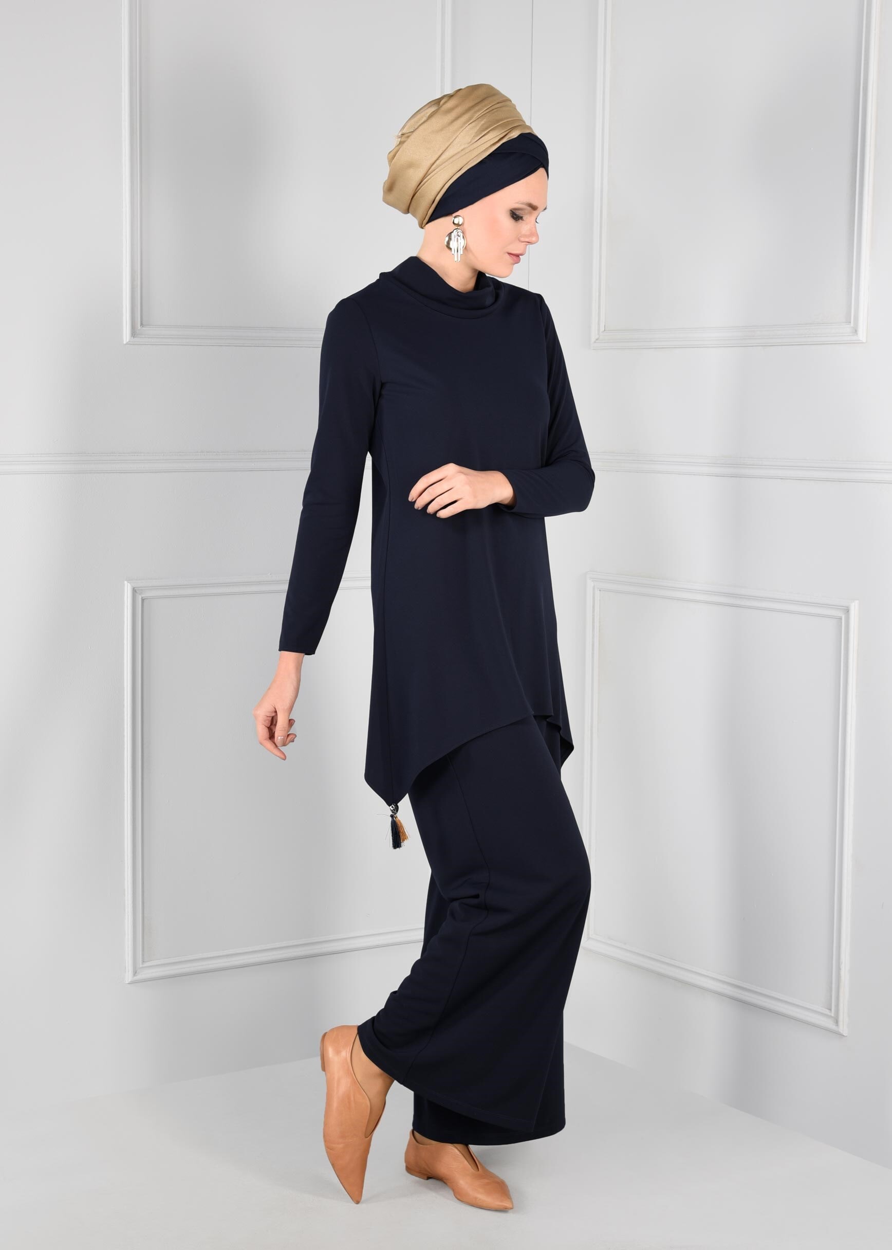 Tesettür giyim LACİVERT PÜSKÜL DETAYLI ŞAL YAKA ASİMETRİK KESİM 2Lİ PANTOLON TAKIM 4812