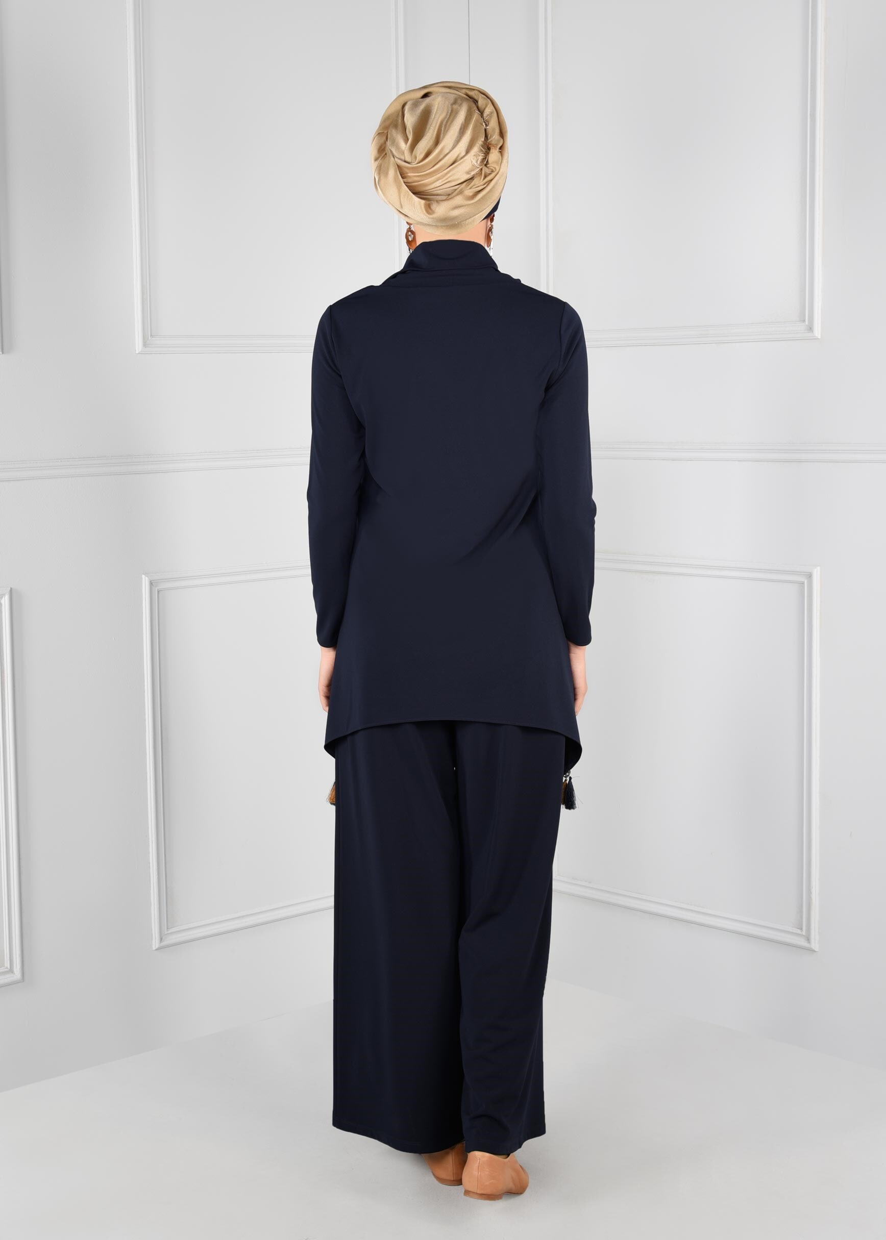 Tesettür giyim LACİVERT PÜSKÜL DETAYLI ŞAL YAKA ASİMETRİK KESİM 2Lİ PANTOLON TAKIM 4812