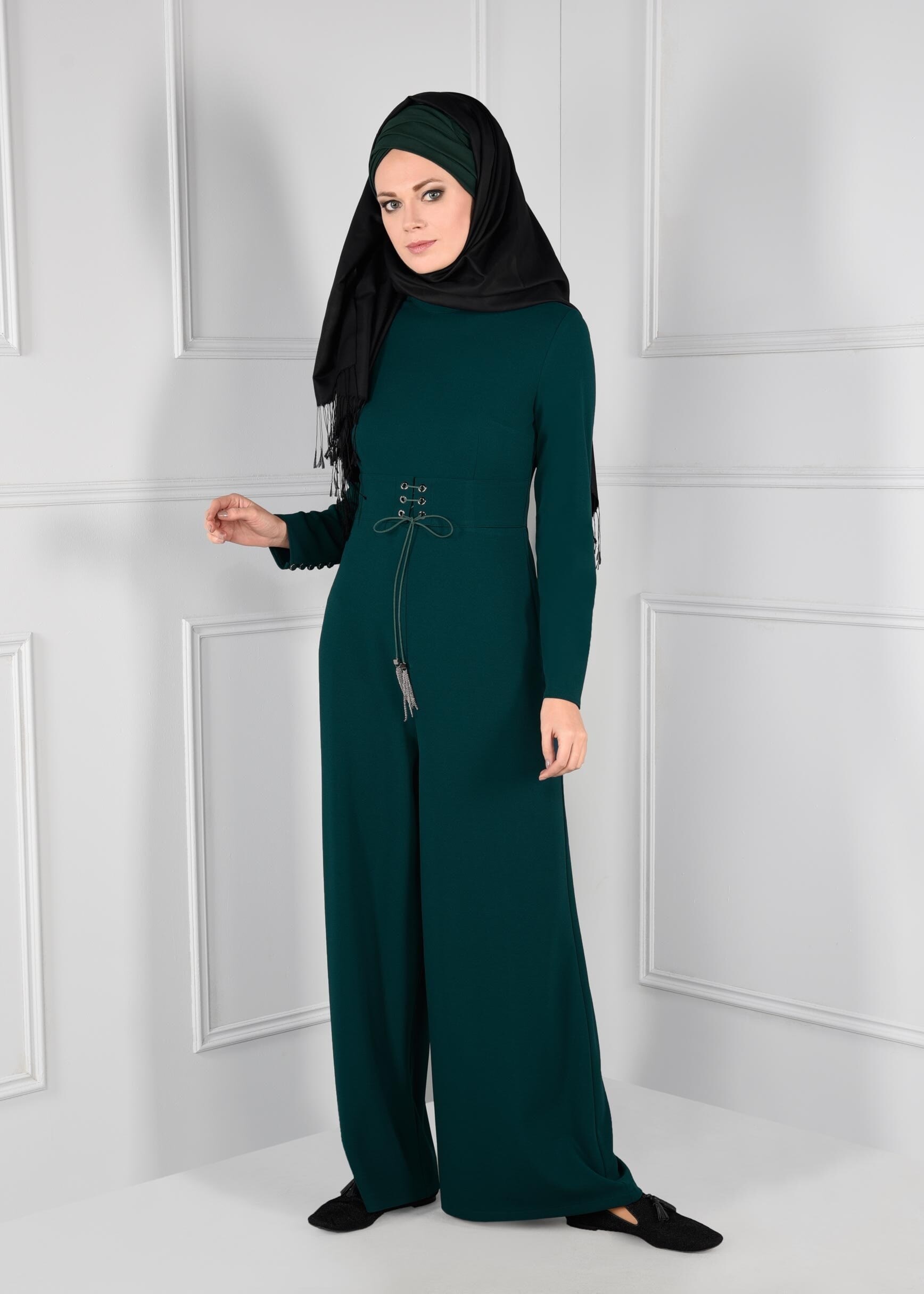 Tesettür giyim MAVİ MANŞETLERİ DÜĞME DETAYLI KUŞ GÖZÜ KEMERLİ TULUM 4774