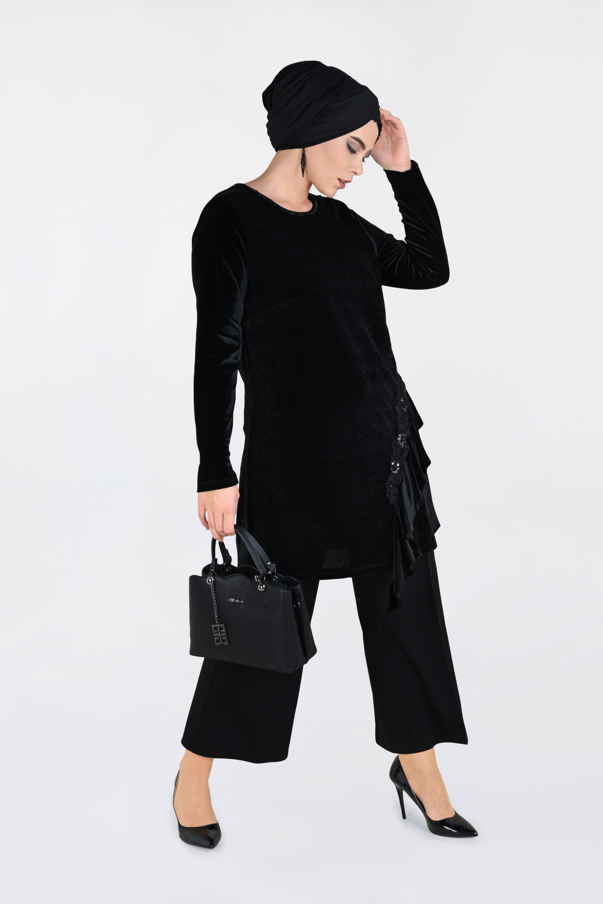 Hijab clothing BLACK EMBROIDERED VELVET PLEATED TUNIC 2756 