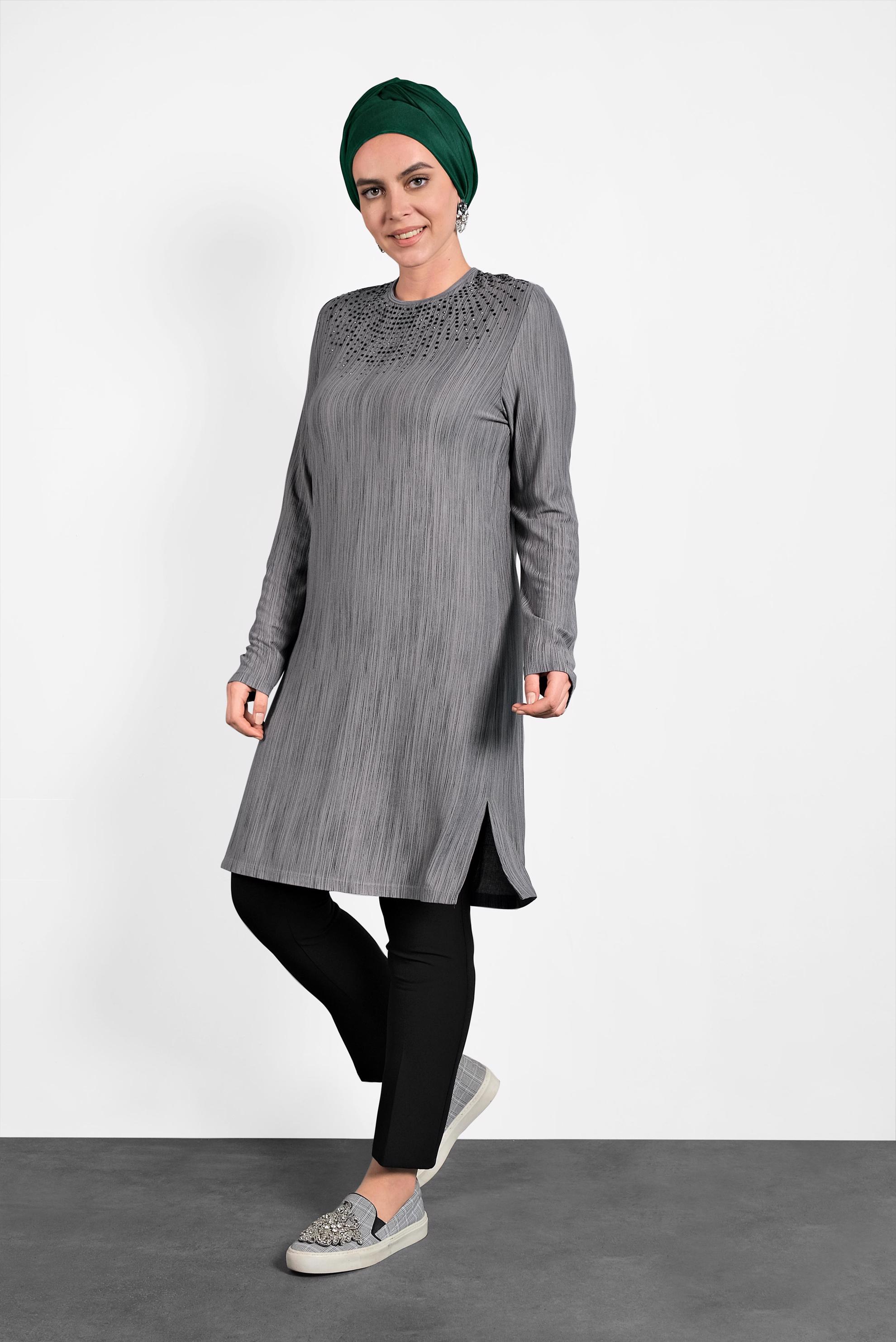 Tesettür giyim GRİ TAŞ BASKILI TUNİK 2774