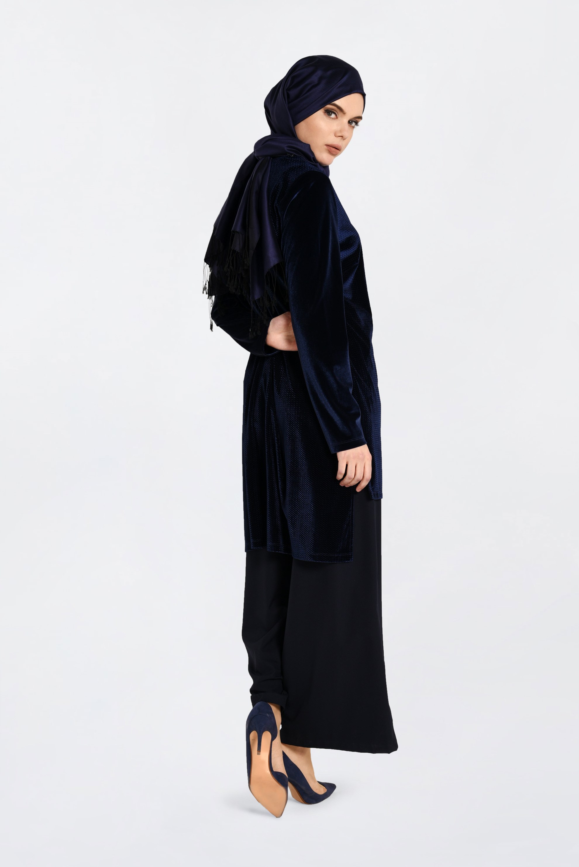 Hijab clothing NAVY BLUE SEQUINED VELVET TUNIC 2850