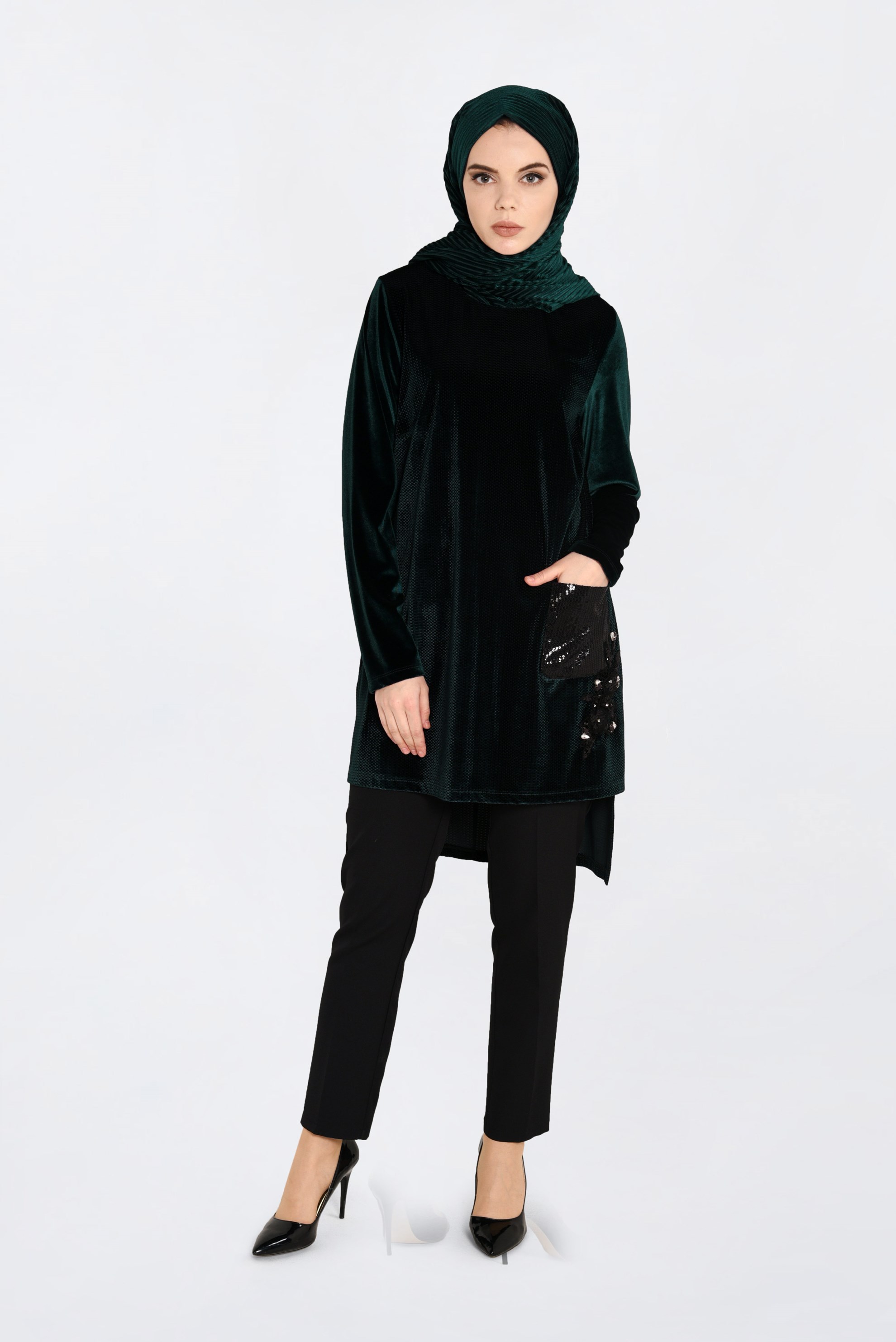 Hijab clothing GREEN SEQUINED VELVET TUNIC 2850
