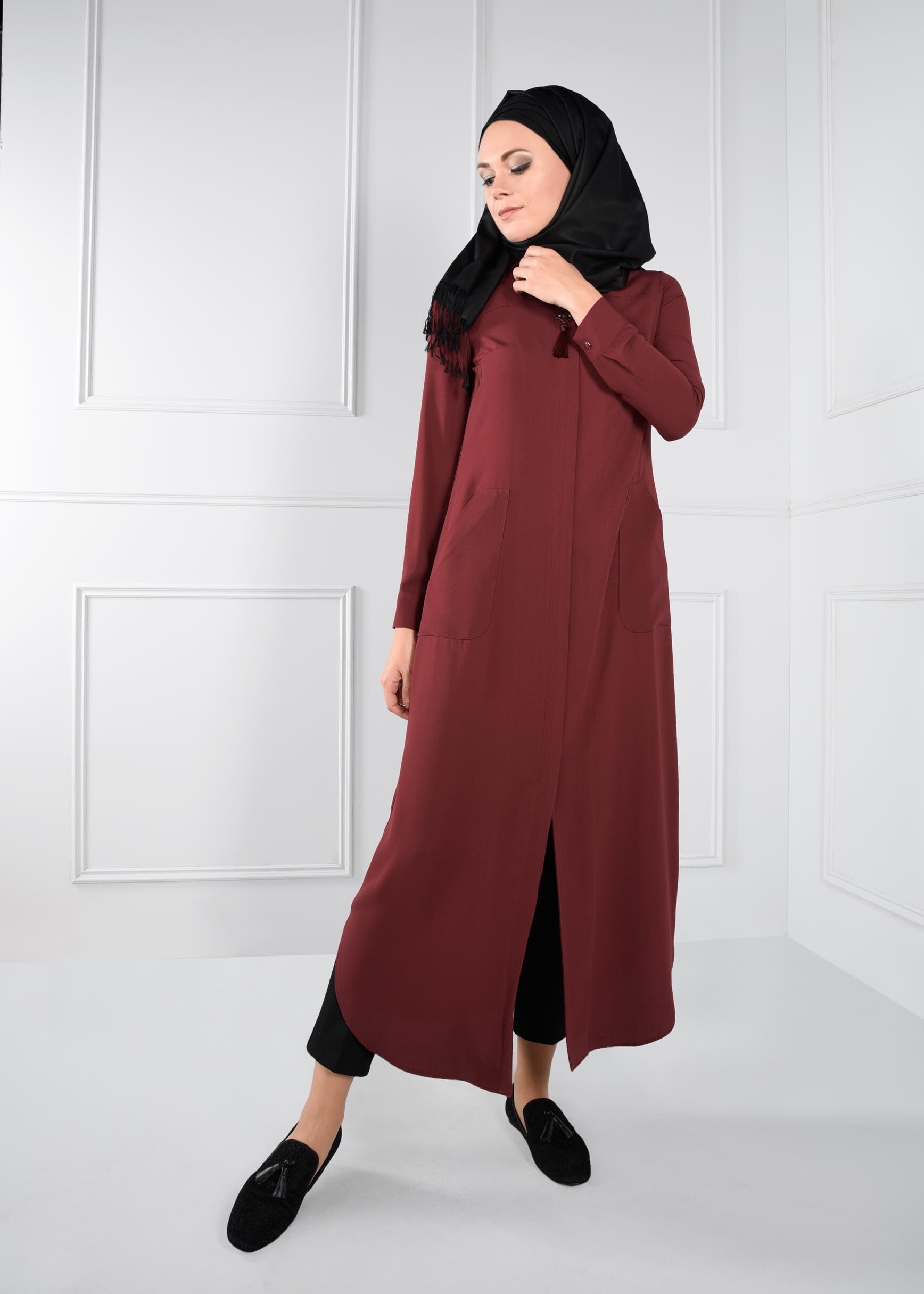Tesettür giyim BORDO BROŞ DETAYLI CEPLİ TUNİK 4445