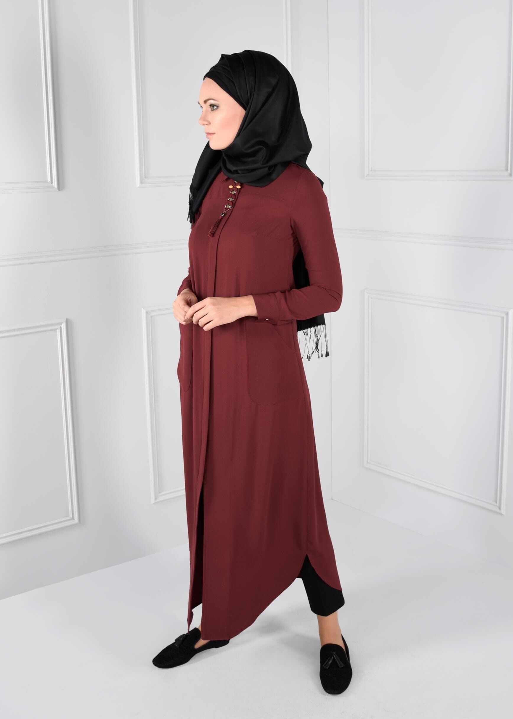 Tesettür giyim BORDO BROŞ DETAYLI CEPLİ TUNİK 4445