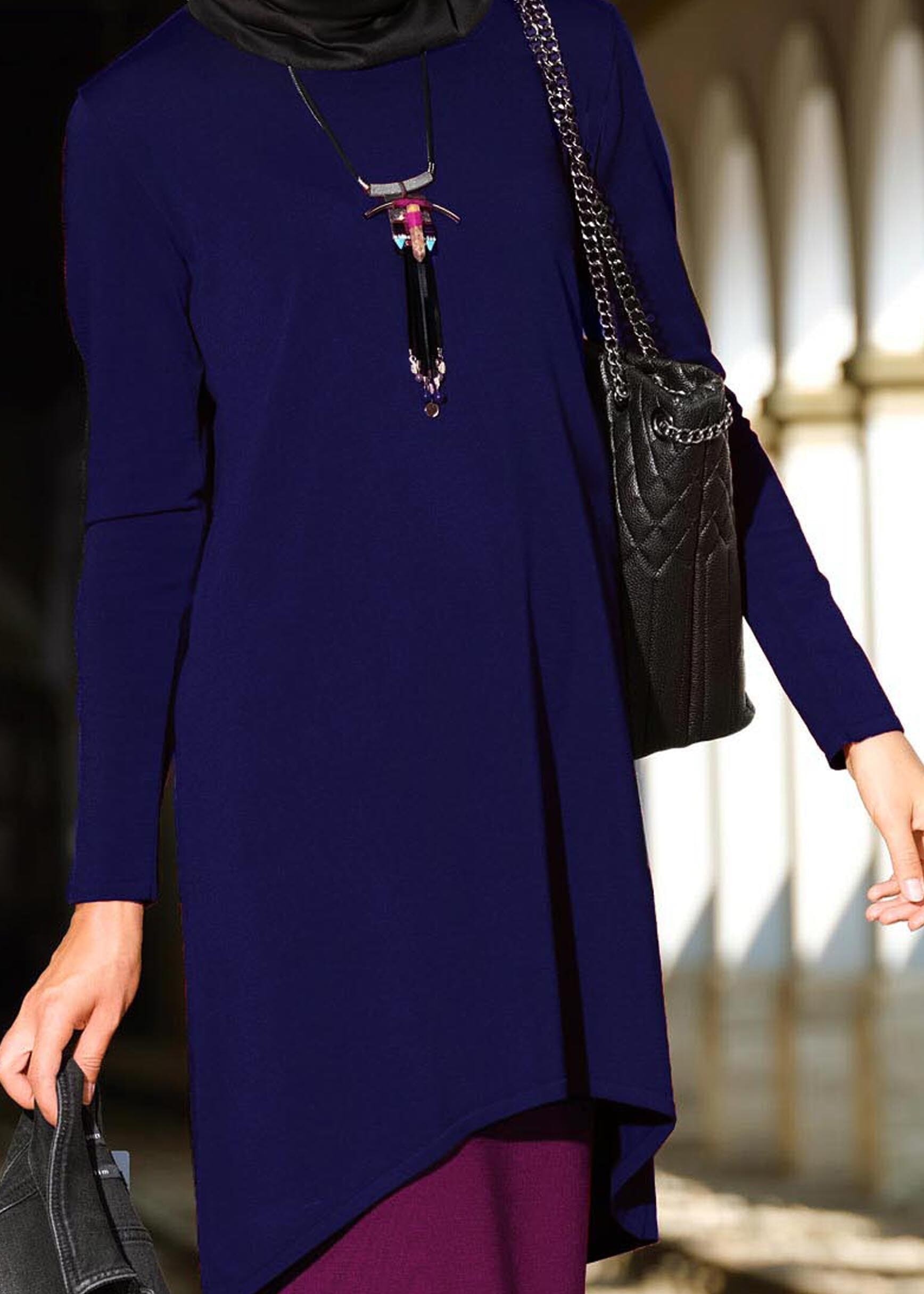 Tesettür giyim LACİVERT ETEK UCU OVAL KESİM TRİKO TUNİK 4575