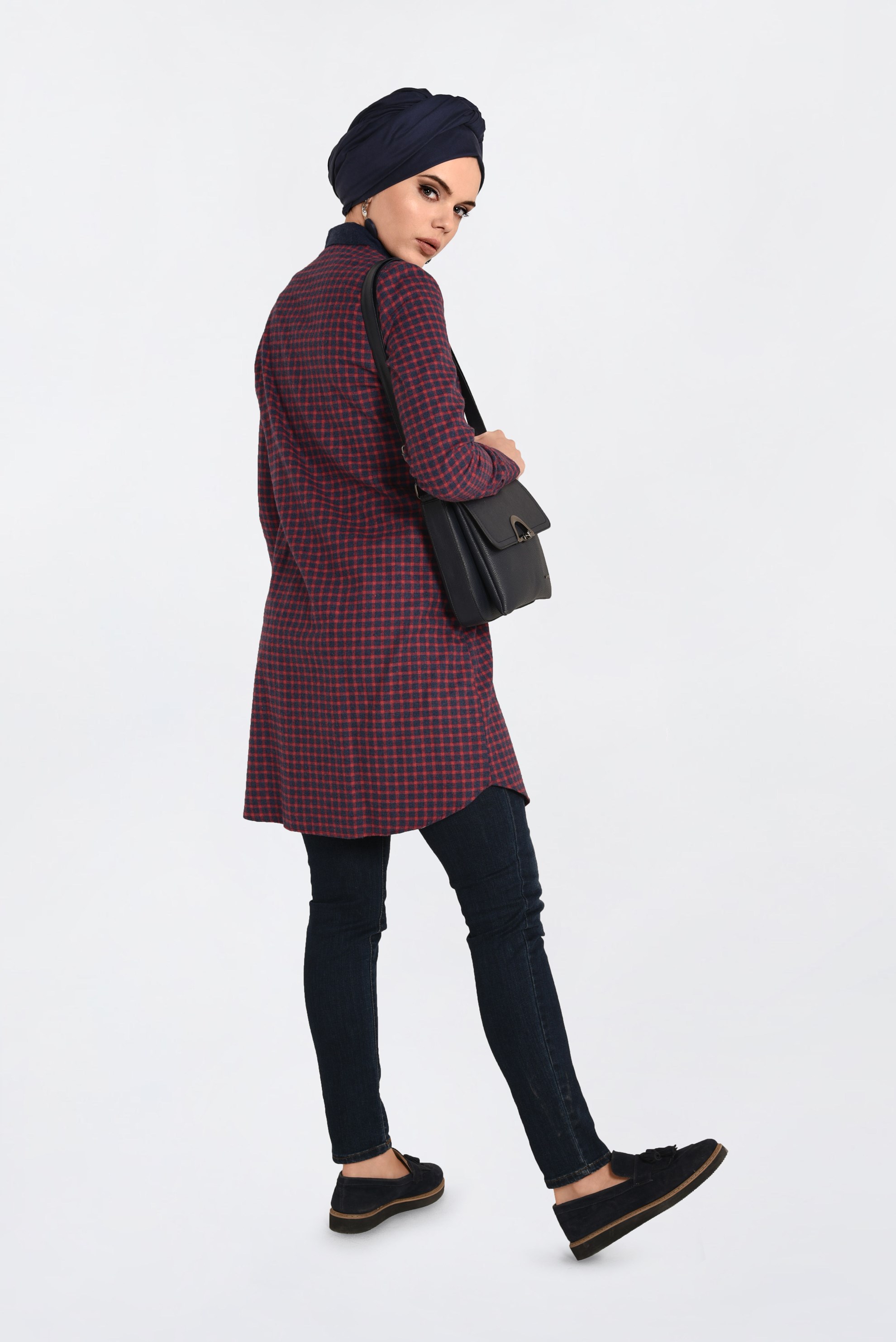 Tesettür giyim LACİVERT NAKIŞ İŞLEMELİ EKOSE TUNİK 4591