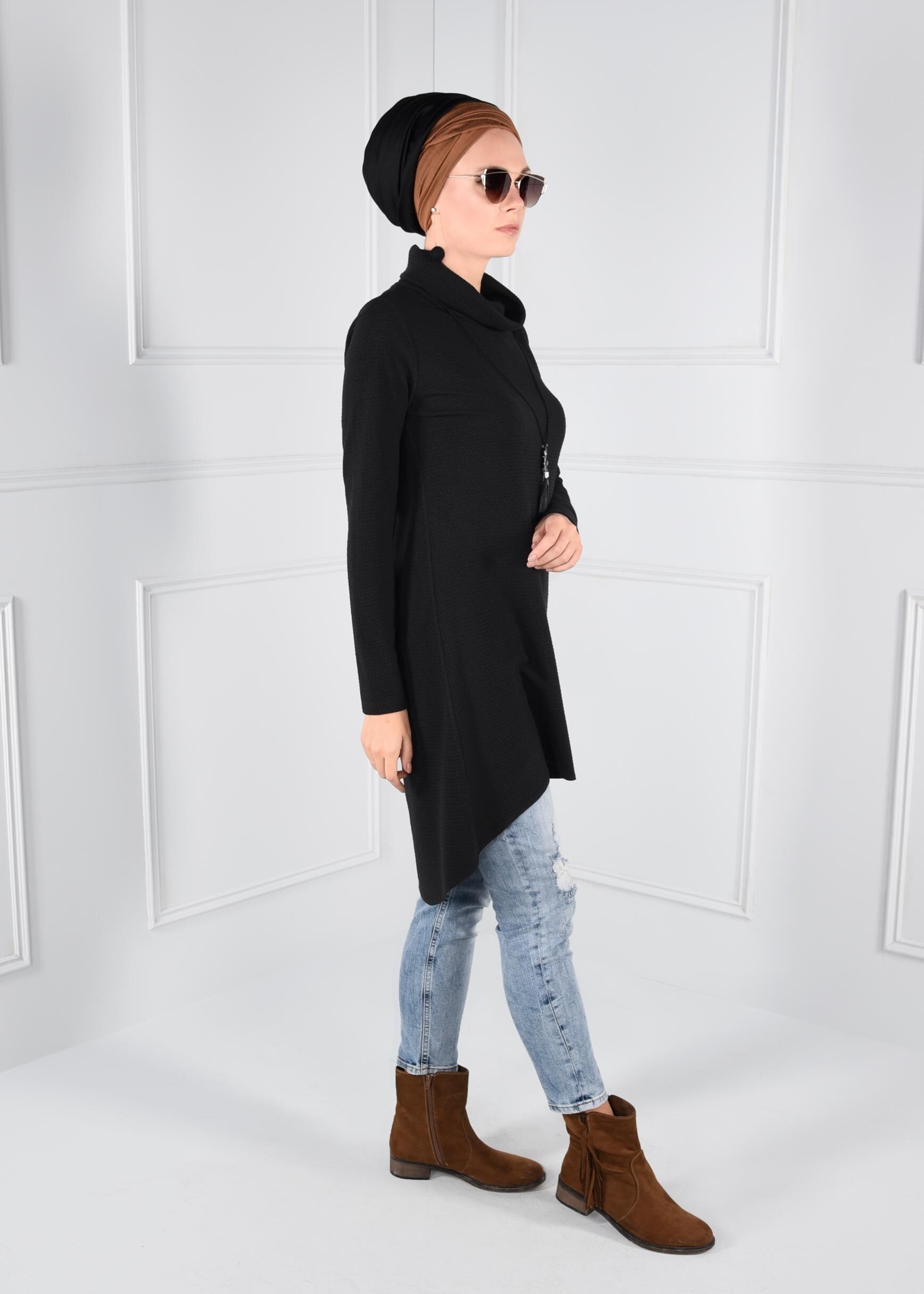 Tesettür giyim SİYAH ASİMETRİK KESİM TUNİK 4613