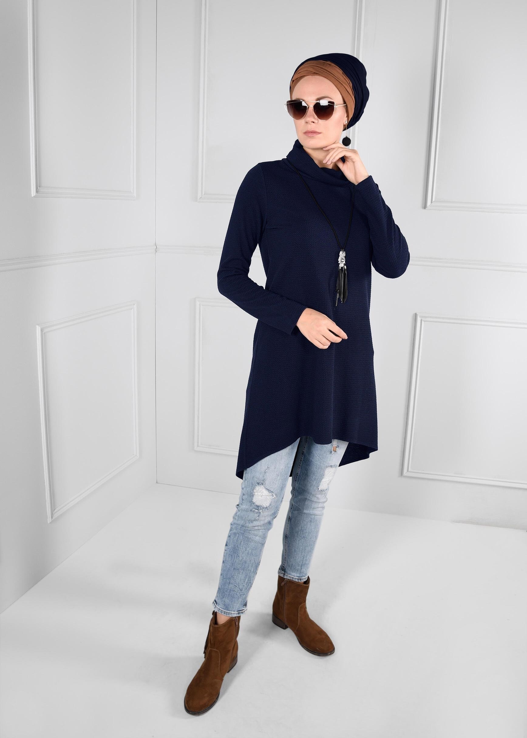 Tesettür giyim LACİVERT ASİMETRİK KESİM TUNİK 4613