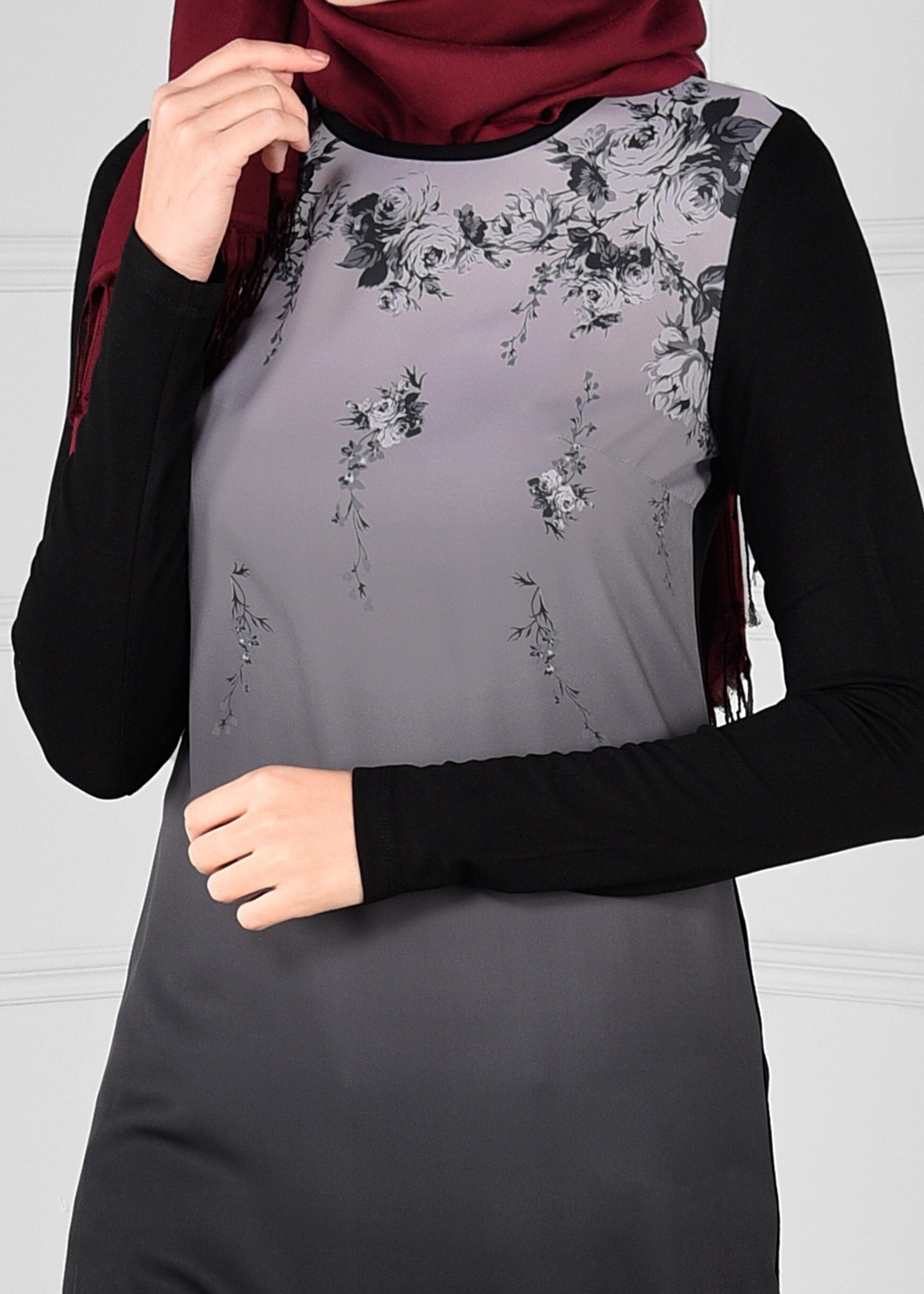 Tesettür giyim SİYAH ÇİÇEK DİJİTAL BASKILI DEGRADE TUNİK 4623 