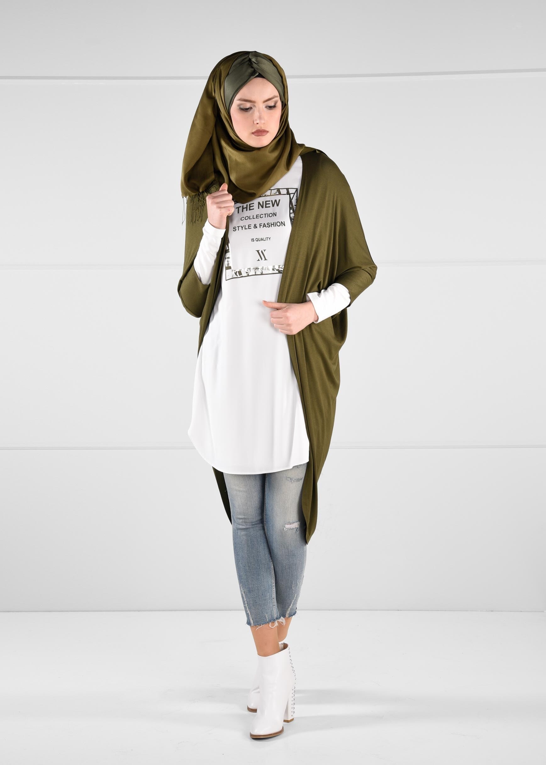 Tesettür giyim HAKİ YARASA KOLLU YAZI BASKILI 2Lİ TUNİK 4624