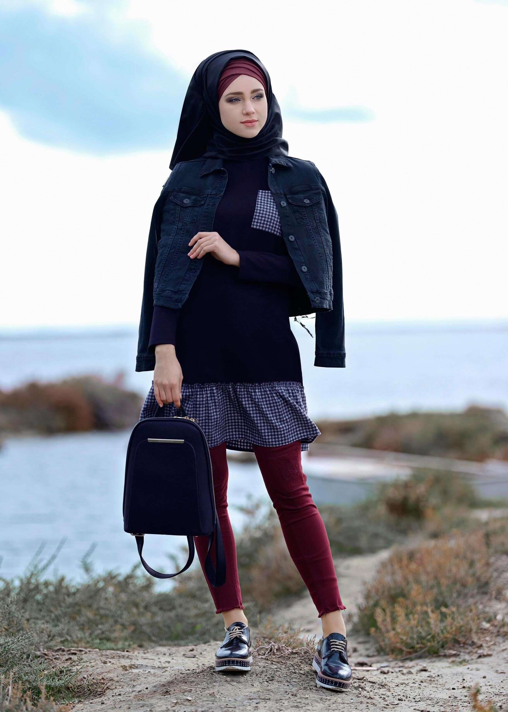 Tesettür giyim LACİVERT PÖTİKARE VOLAN CEP DETAYLI TUNİK 4625