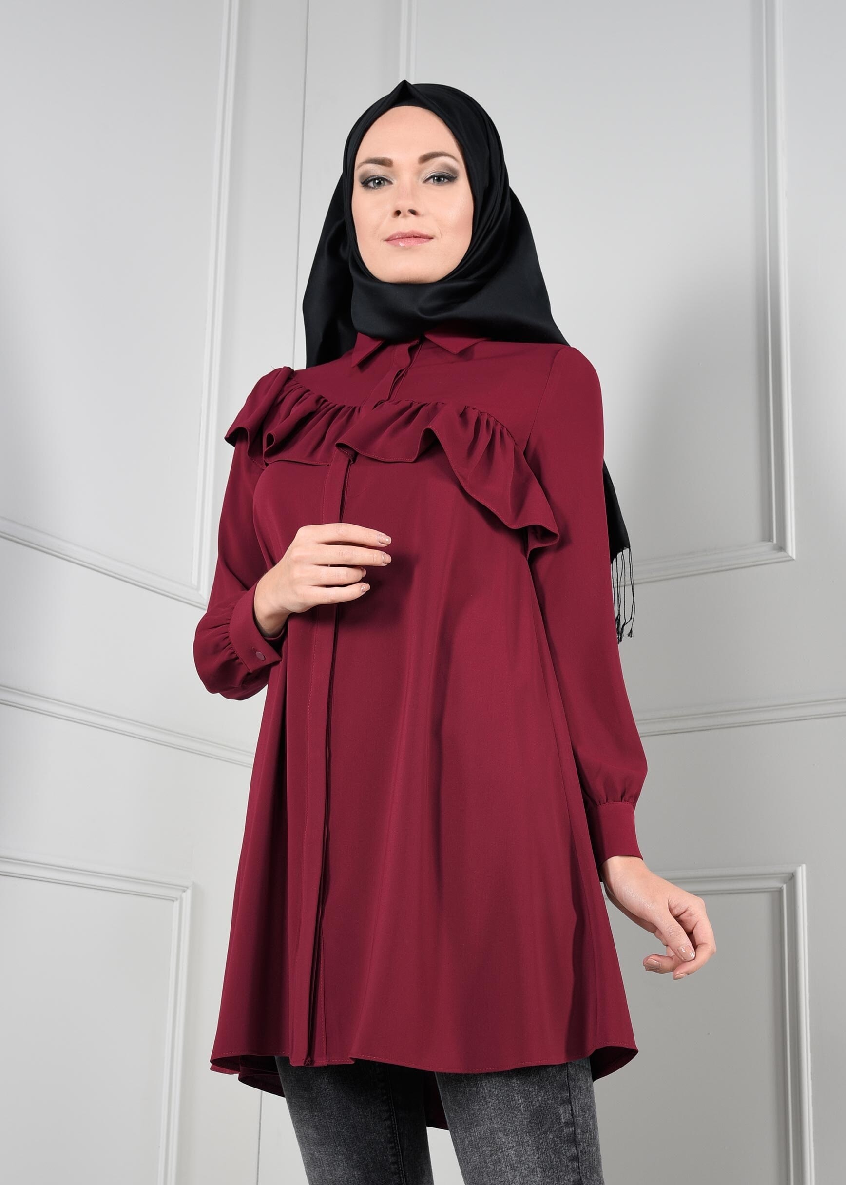 Tesettür giyim BORDO ASİMETRİK FIRFIR DETAYLI TUNİK 4637