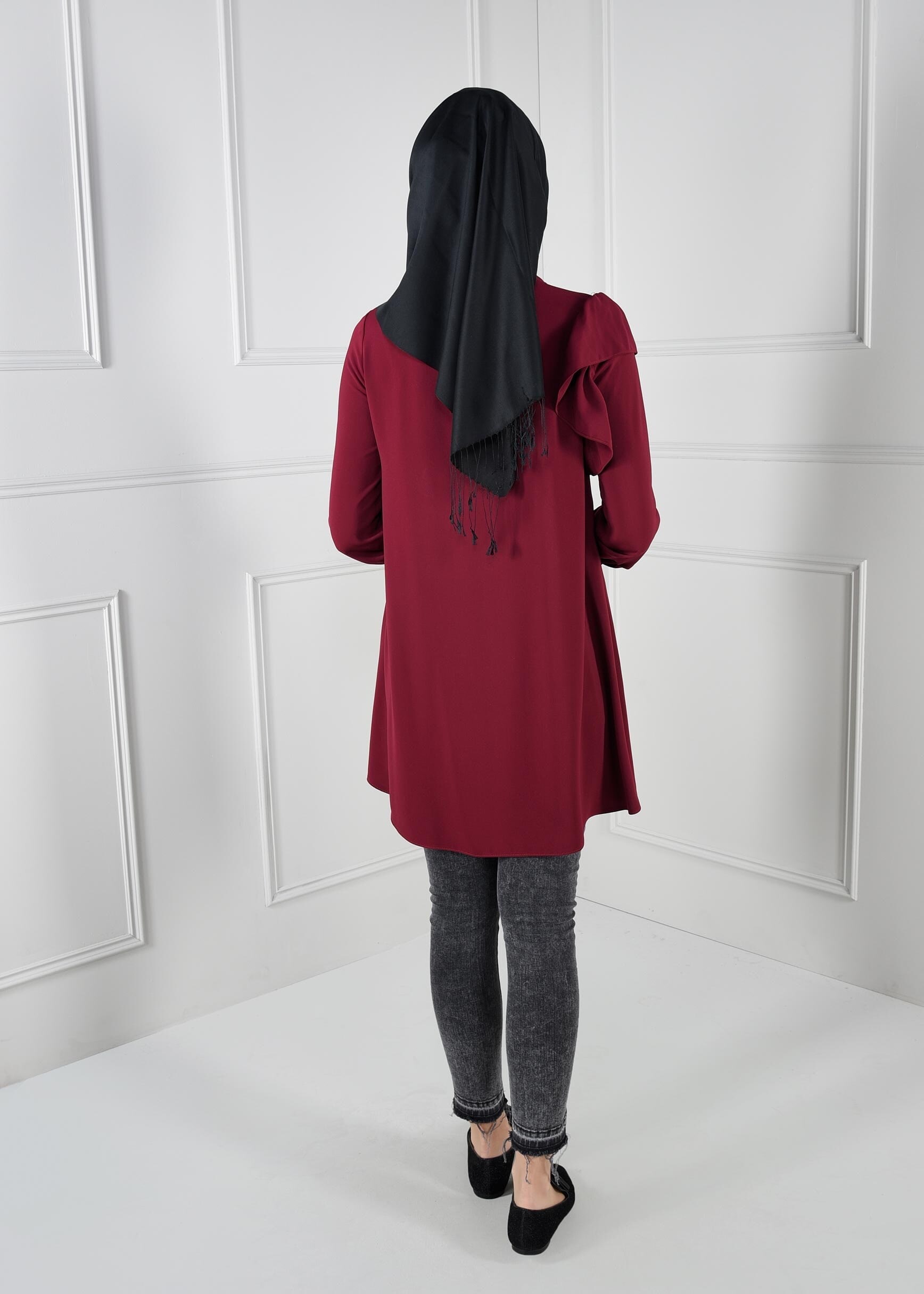 Tesettür giyim BORDO ASİMETRİK FIRFIR DETAYLI TUNİK 4637