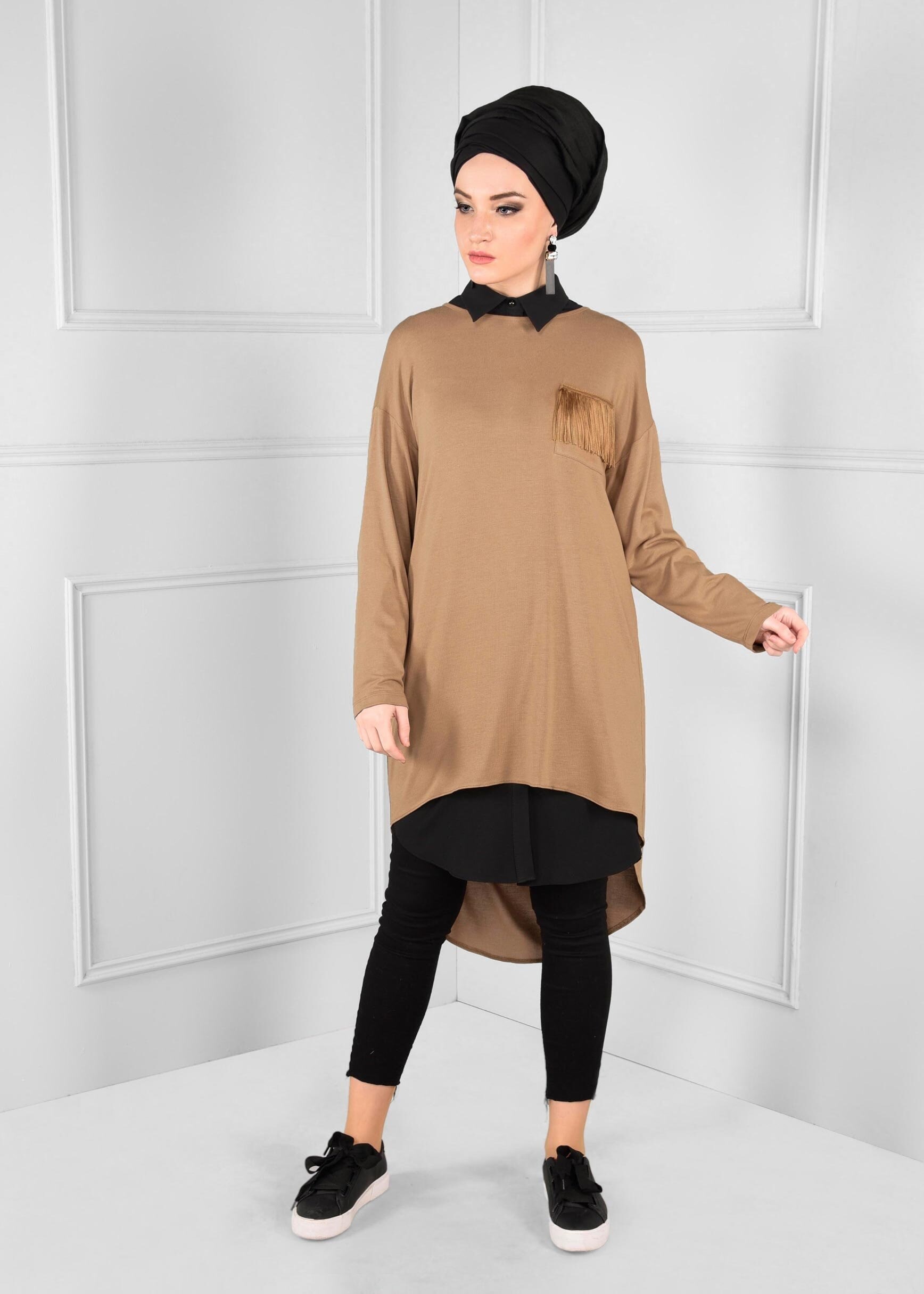 Tesettür giyim KAHVE SIRTI CEBİ PÜSKÜL DETAYLI ASİMETRİK KESİM TUNİK 4640