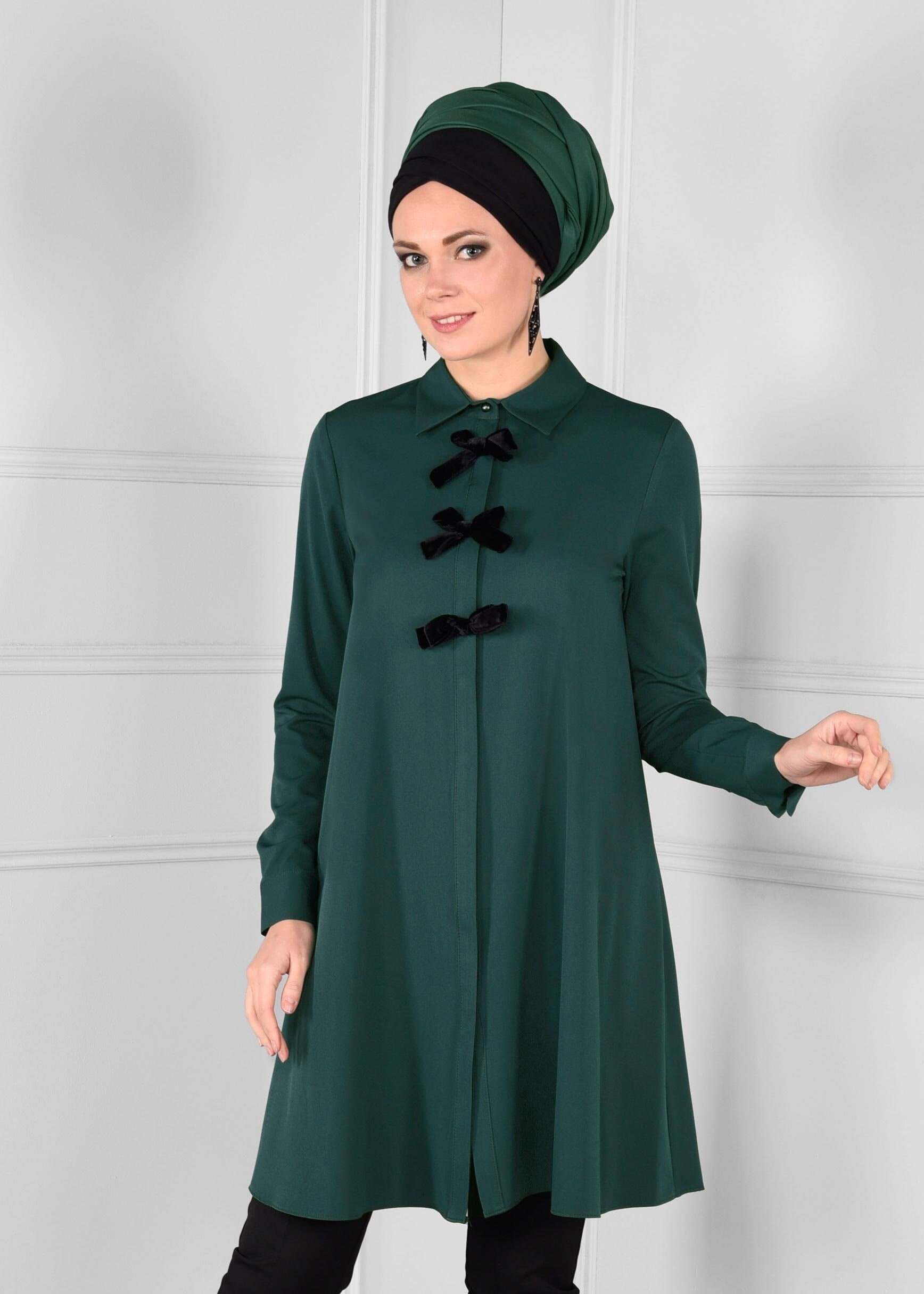 Tesettür giyim YEŞİL FİYONK DETAYLI GENİŞ KESİM TUNİK 4681