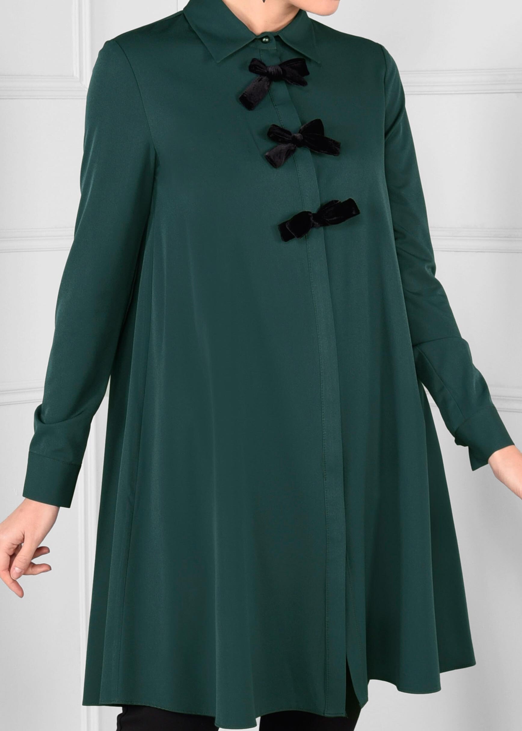 Tesettür giyim YEŞİL FİYONK DETAYLI GENİŞ KESİM TUNİK 4681