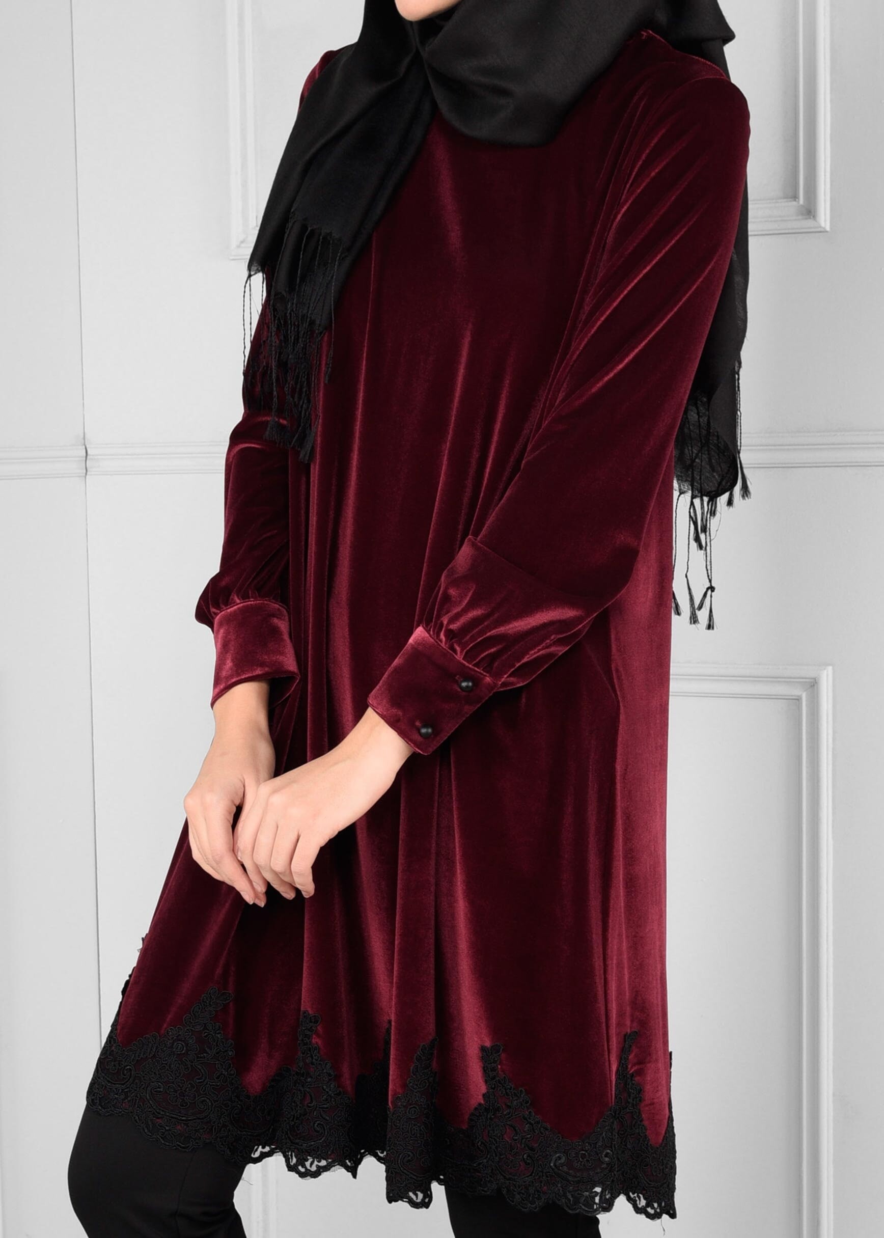 Tesettür giyim BORDO DANTELLİ SALAŞ KADİFE TUNİK 4731 