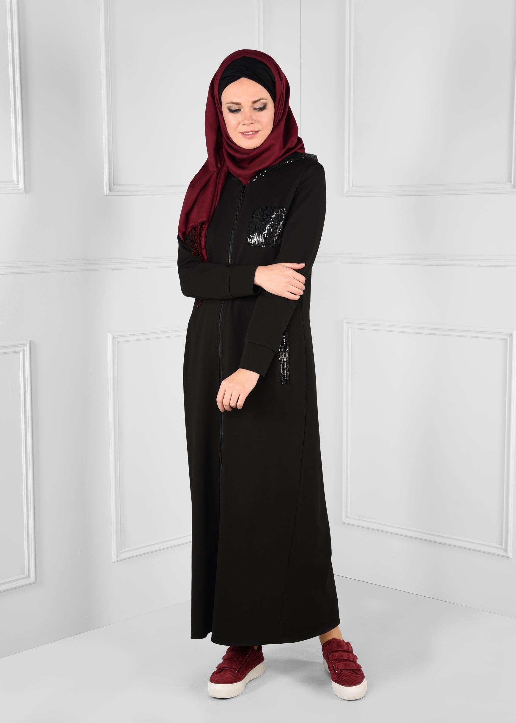 Tesettür giyim SİYAH PAYET DETAYLI KAPÜŞONLU CEPLİ EŞOFMAN TUNİK 4739